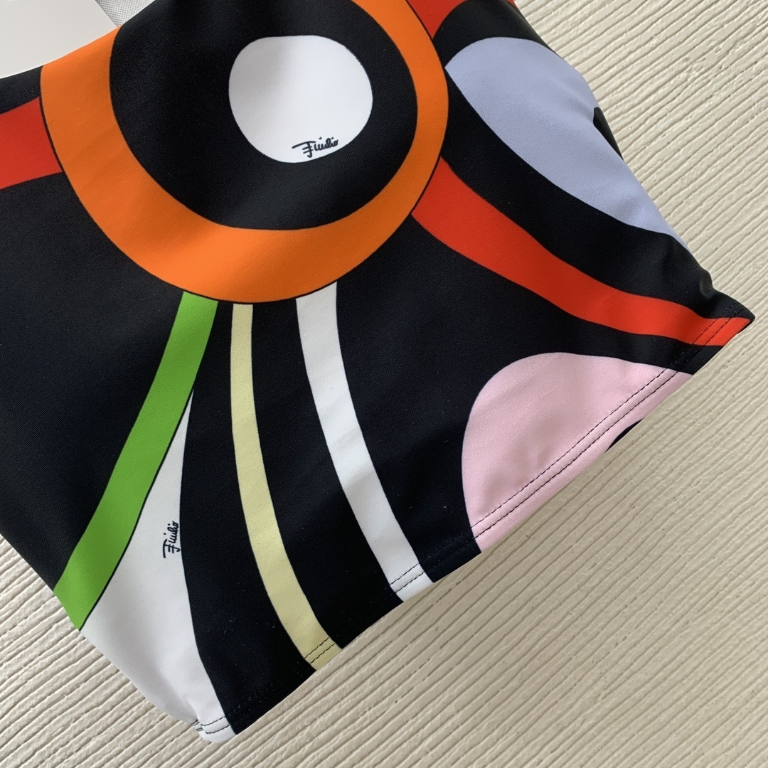 Pucci Print Activewear Set – Sports Bra & Leggings Gym Yoga Outfit