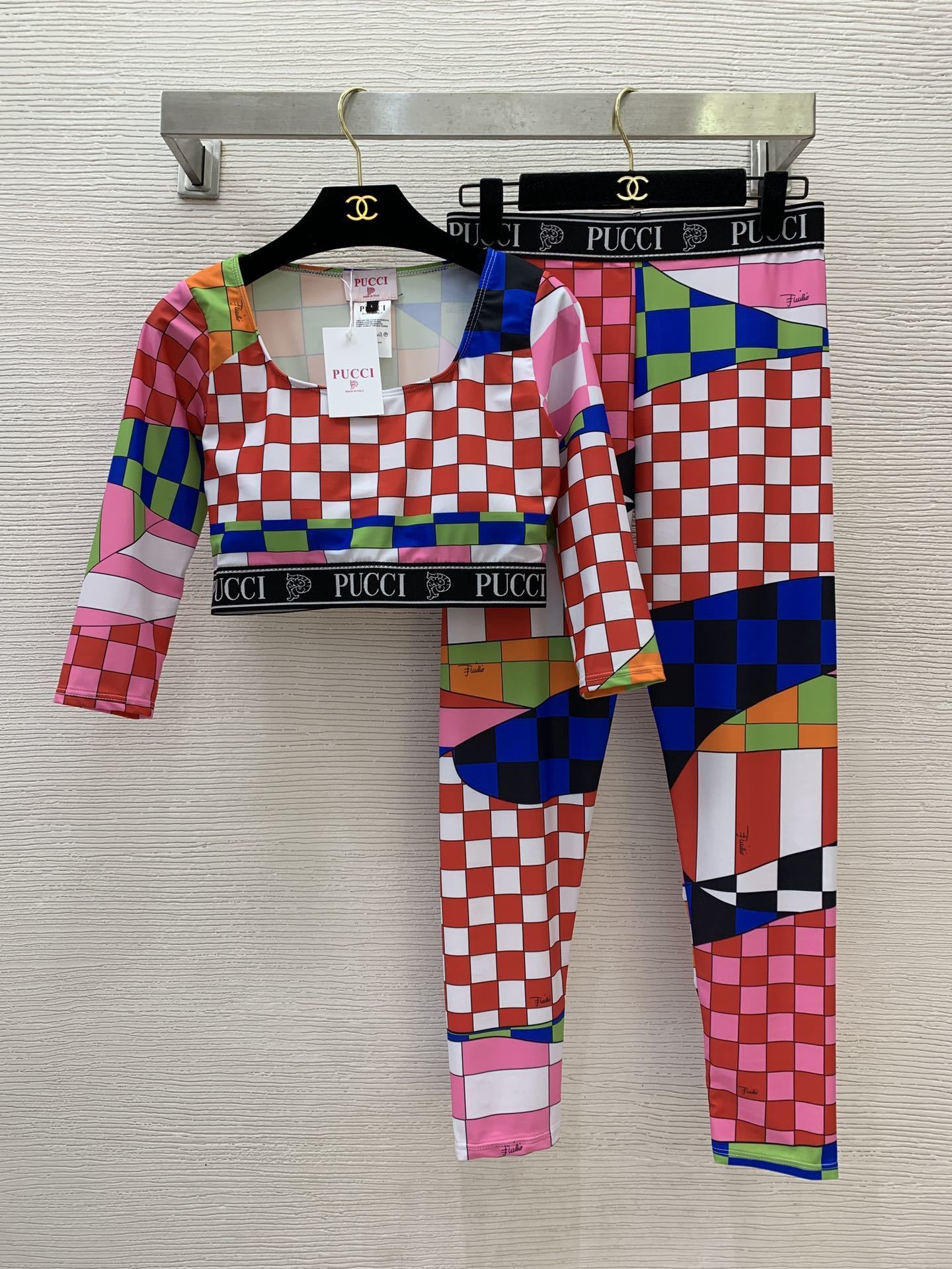 Pucci Checkered Crop Top Legging Set – Multicolor Activewear