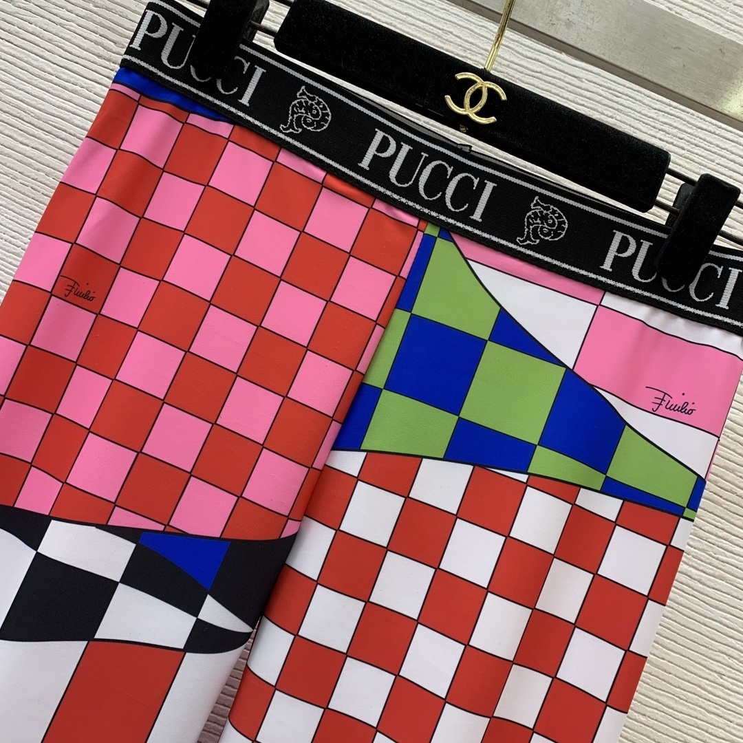 Pucci Geometric Checkered Print Crop Top & Leggings Two-Piece Set