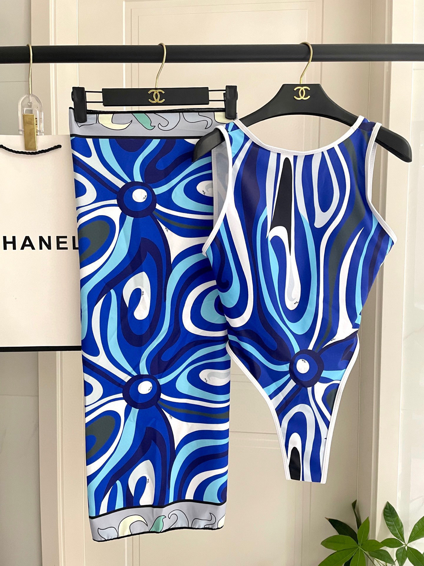Blue Abstract Swirl Print One-Piece Swimsuit High Cut Beachwear