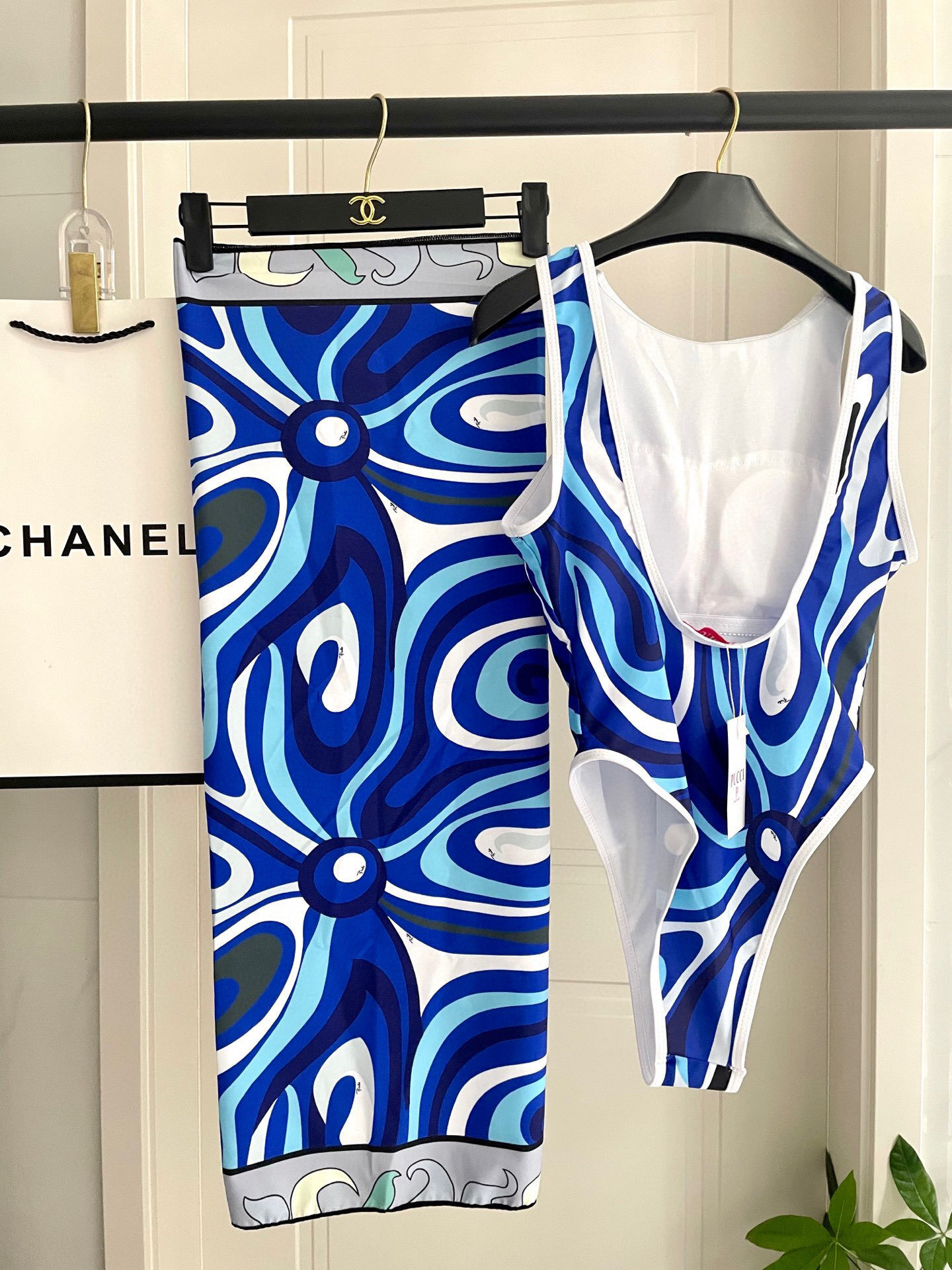 Blue Abstract Swirl Print One-Piece Swimsuit High Cut Beachwear