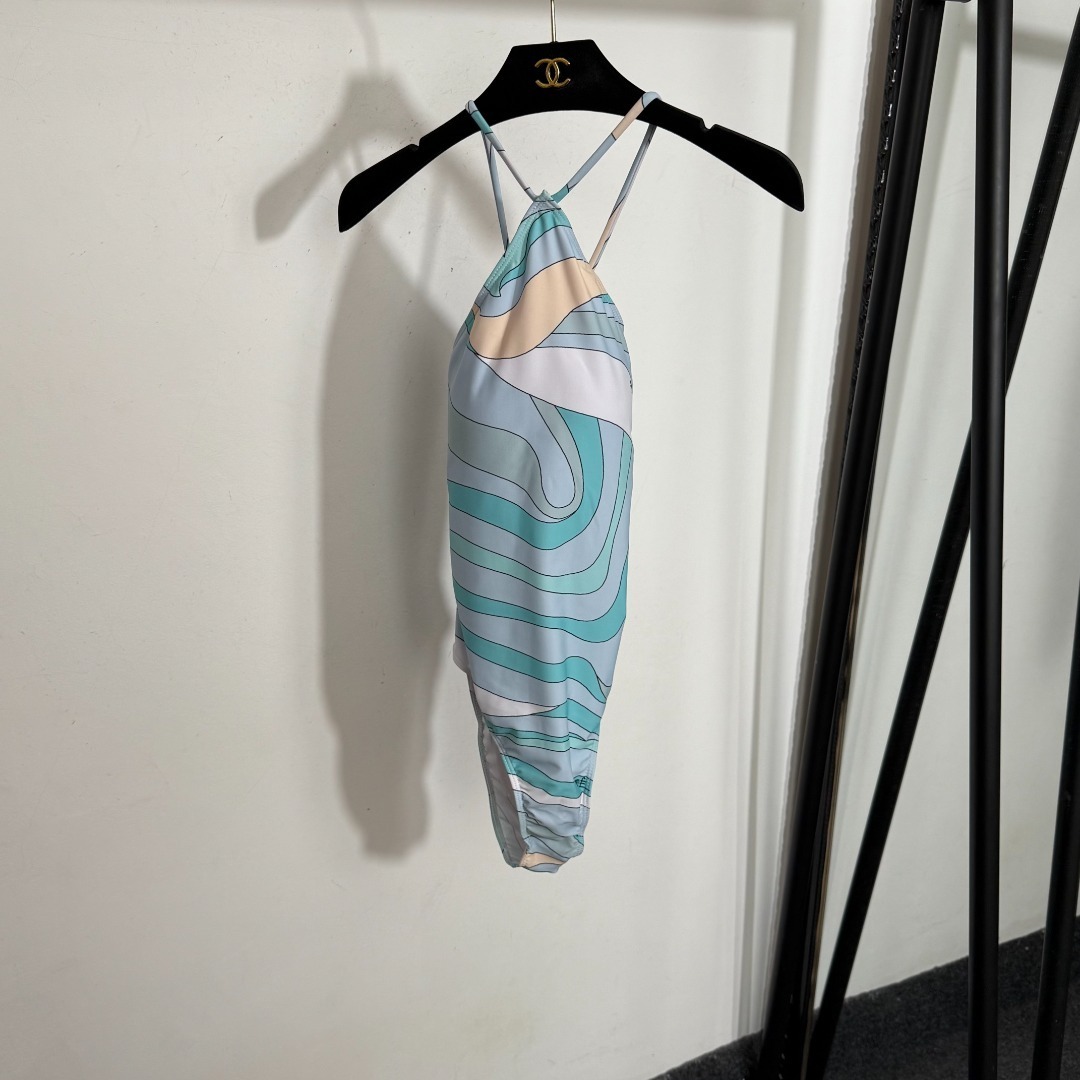 Luxury Abstract Print 2-Piece Set – Halter Top & Midi Skirt