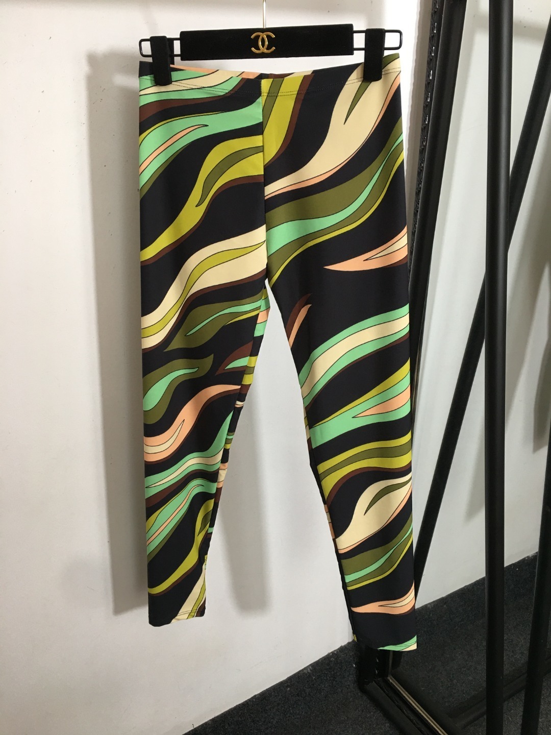 Pucci Abstract Swirl Print Bandeau & Leggings Set – Resort Wear