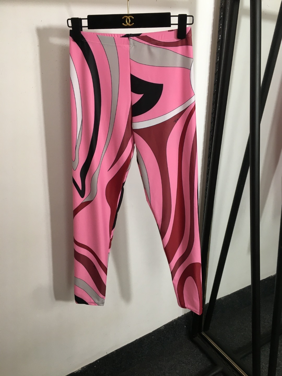 Pucci Pink Abstract Swirl Activewear Set – Bra & Leggings