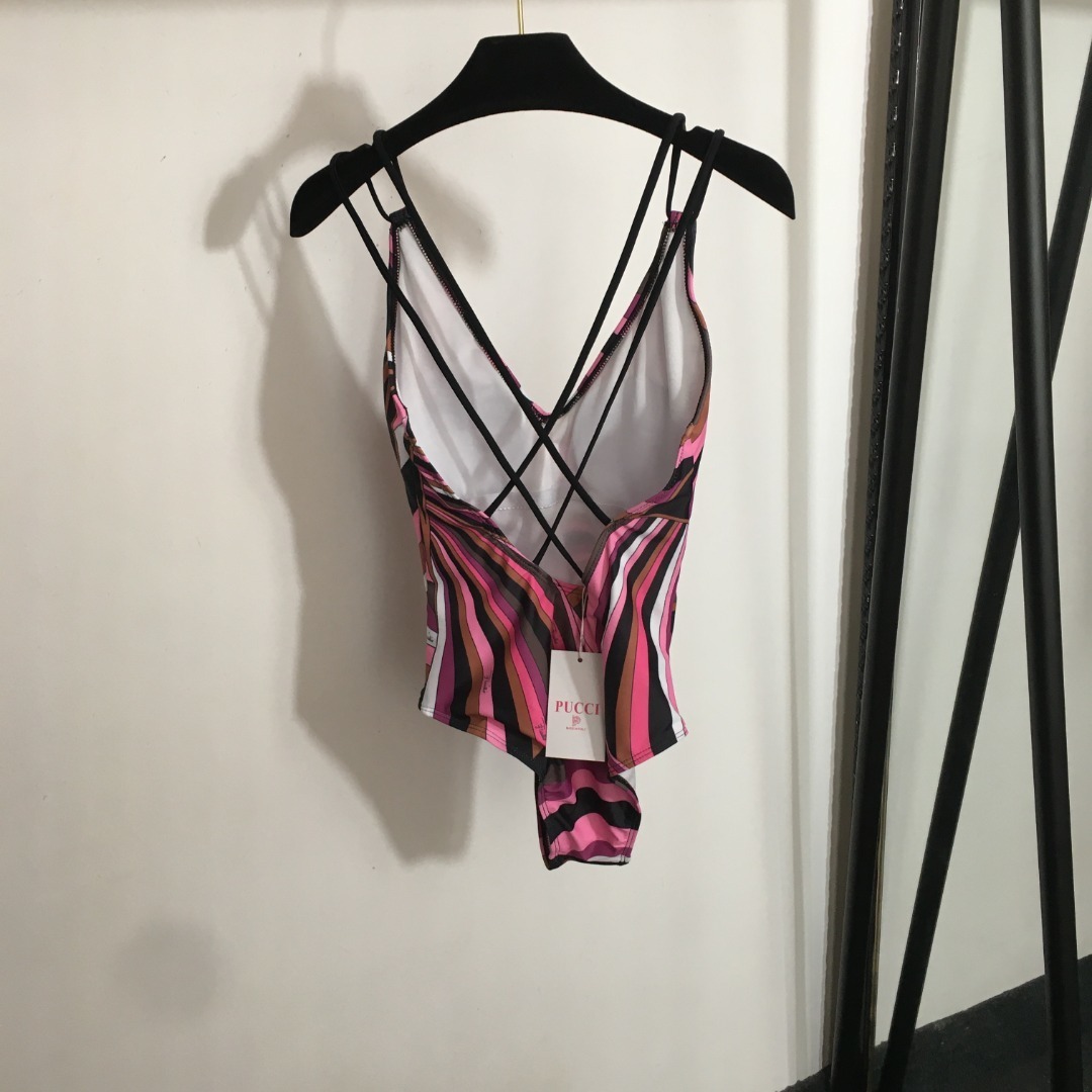 Retro Geometric Print V-Neck One-Piece Swimsuit – Pink & Brown