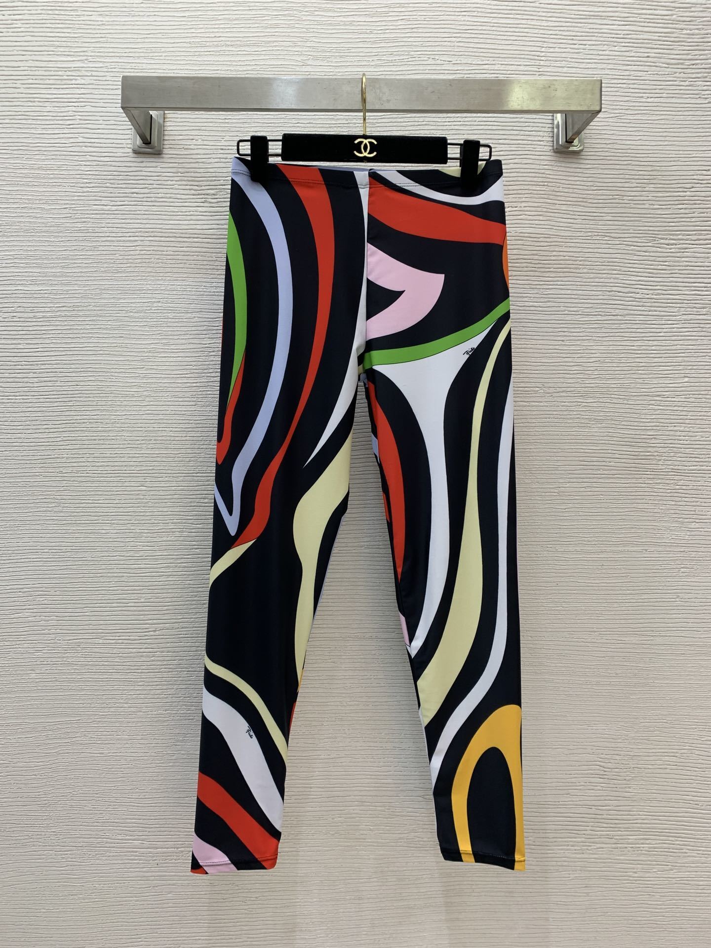Pucci Abstract Swirl Print Activewear Set – Bra & Leggings