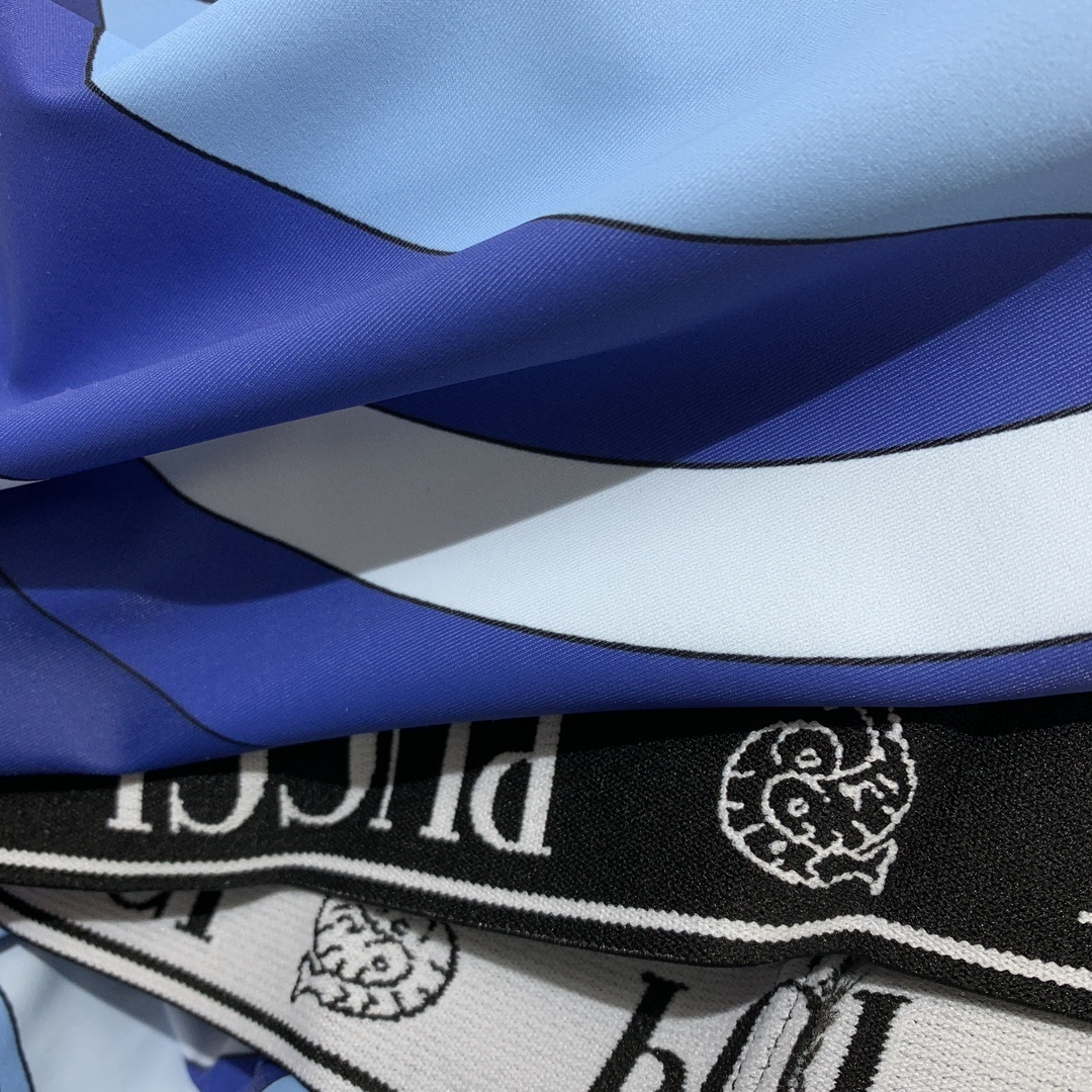 Pucci Blue Swirl Print Long Sleeve Crop Top & Leggings Set