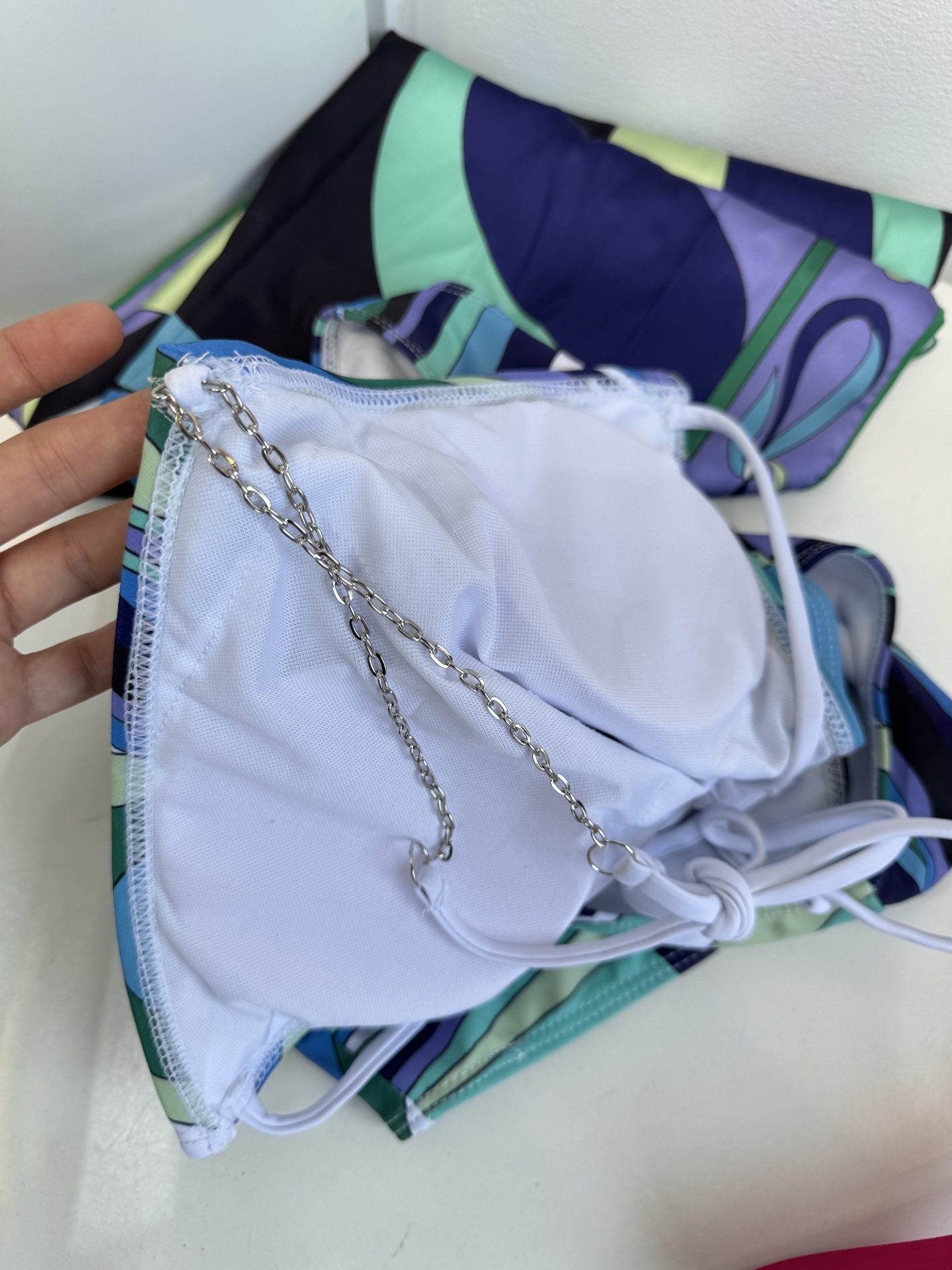 Retro Swirl Print Chain Halter Bikini Set & Scarf