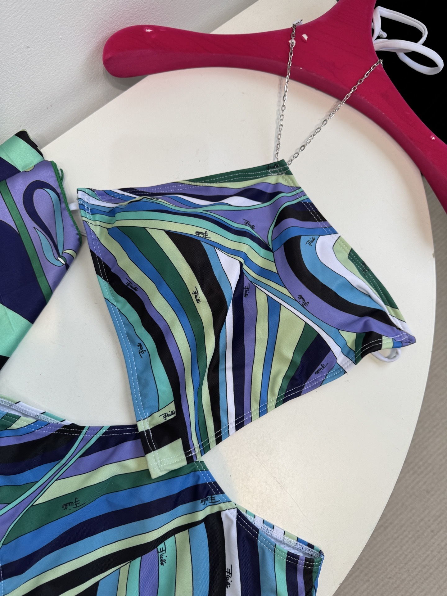 Retro Swirl Cut-Out Monokini with Chain Halter & Scarf Set