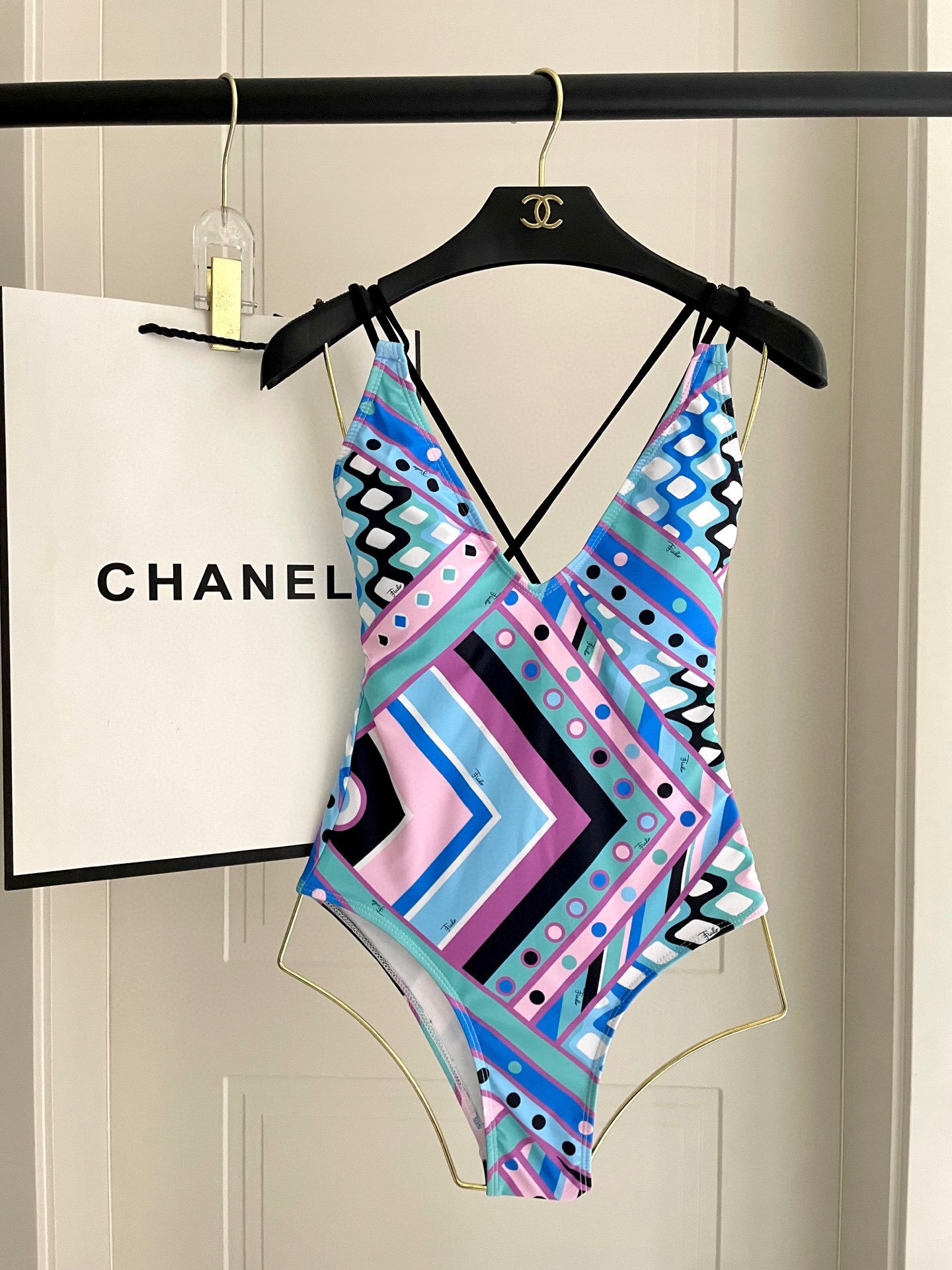 Deep V Plunge Geometric One-Piece Swimsuit | Resort Beachwear