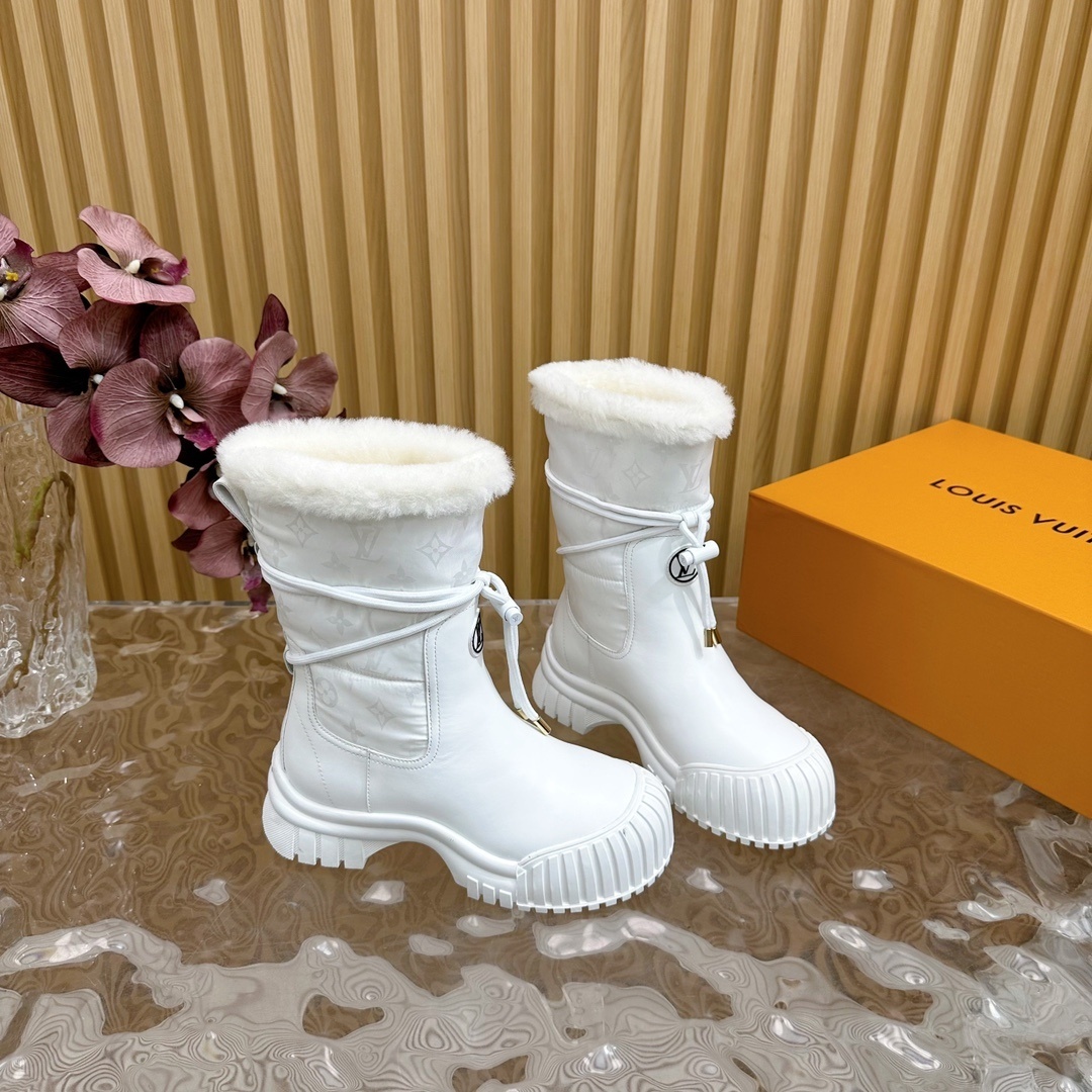 Luxury White Monogram Faux Fur Winter Snow Boots for Women