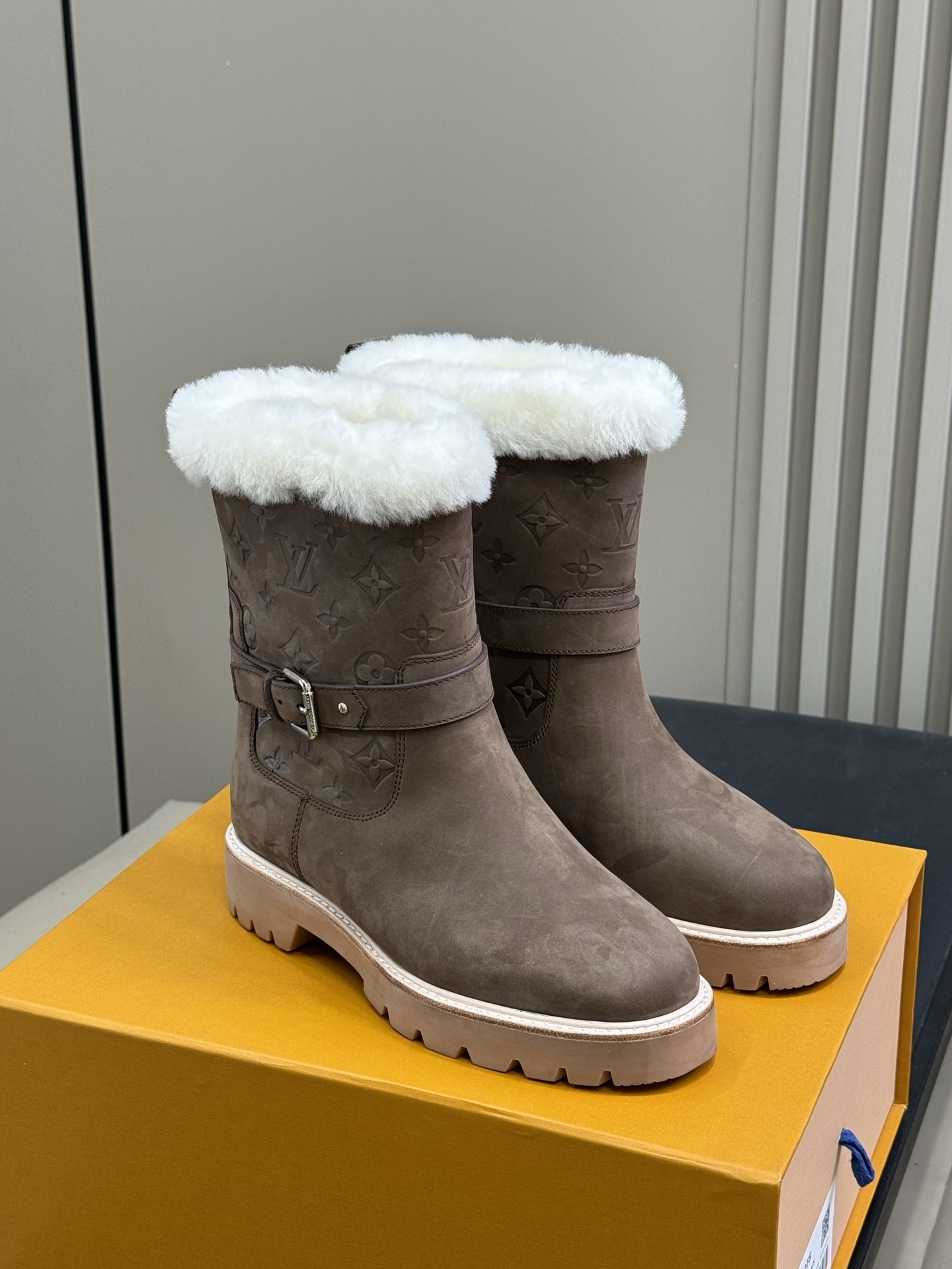 Louis Vuitton Monogram Suede Shearling Winter Boots - Taupe