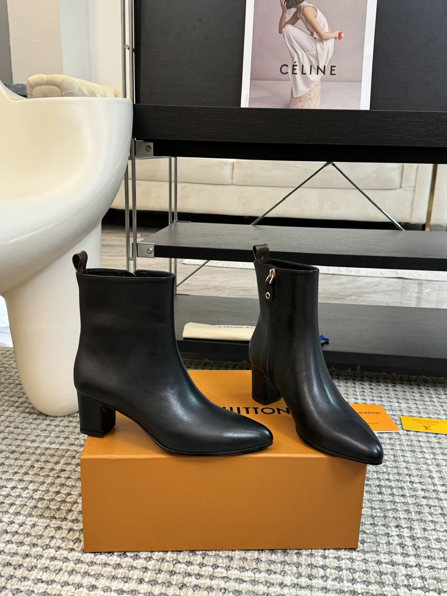 Louis Vuitton Black Calf Leather Pointed-Toe Ankle Boots