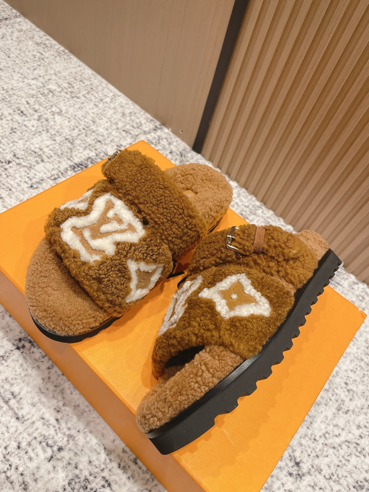 Louis Vuitton Monogram Shearling Flat Sandals - Luxury Cozy Slides