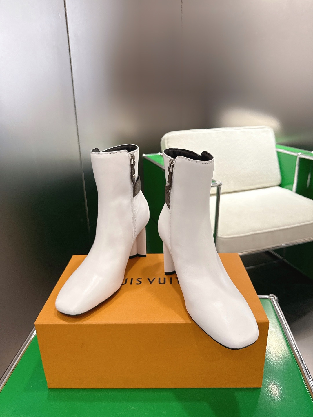 Elegant White Leather Ankle Boots for Women - Chic Side Zip Booties