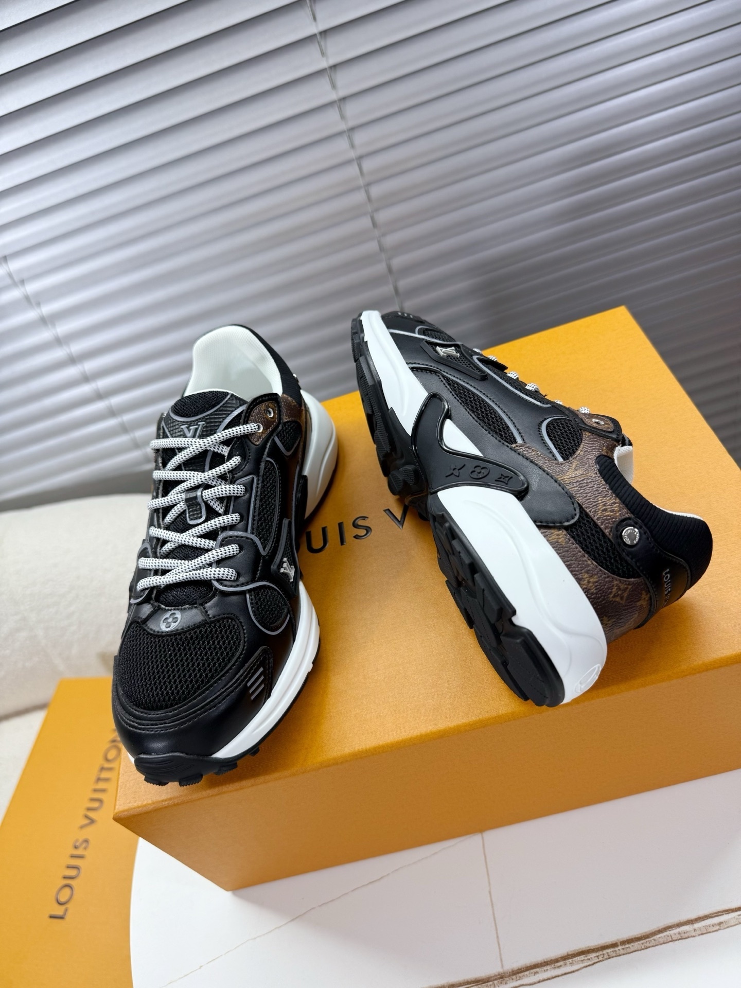 Louis Vuitton Men's Black & White Luxury Mesh Runner Sneakers