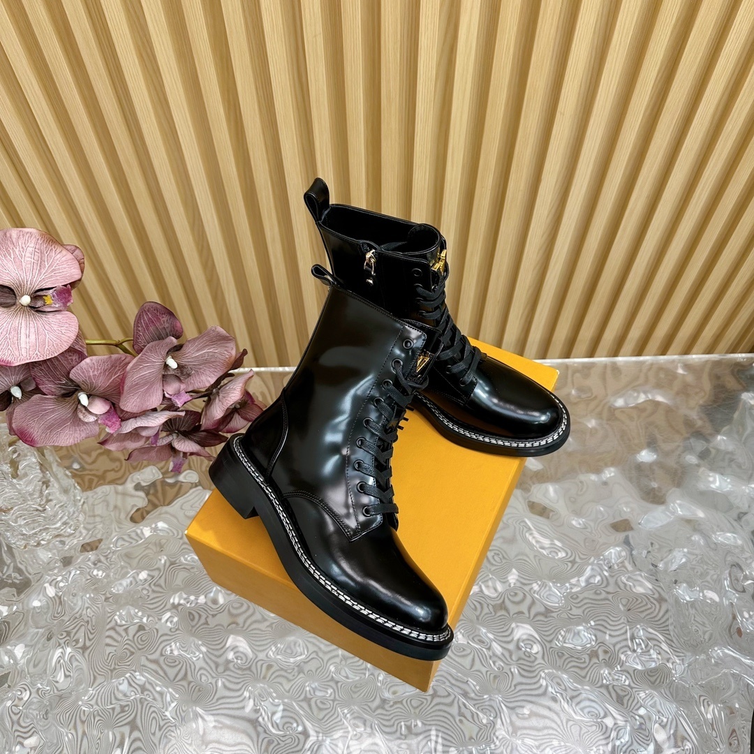 Women's Luxury Black Leather Combat Boots with Contrast Stitching