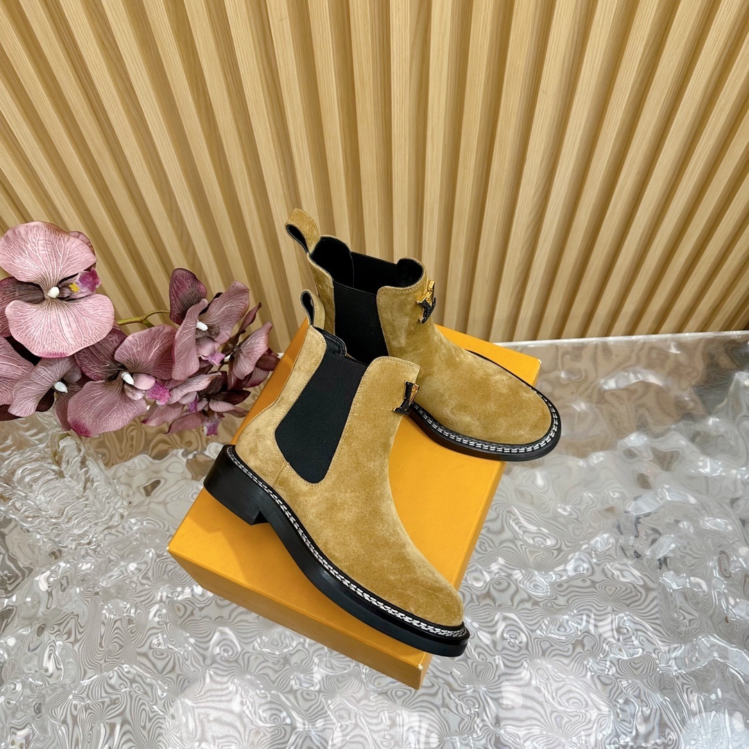 Louis Vuitton Suede Chelsea Boots - Luxury Tan Designer Ankle Boots