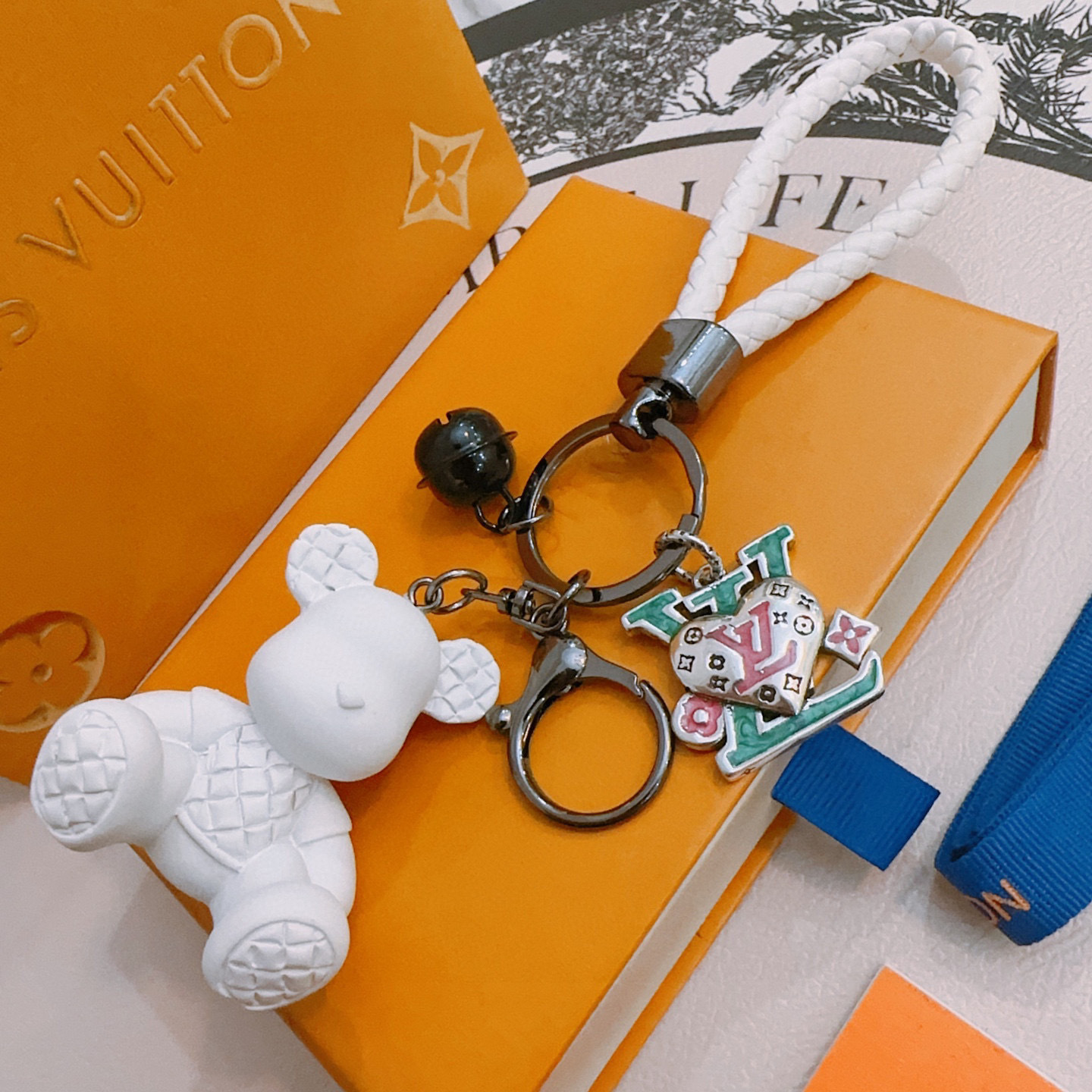 Louis Vuitton White Bear Keychain – Louis Vuitton White Bear Charm