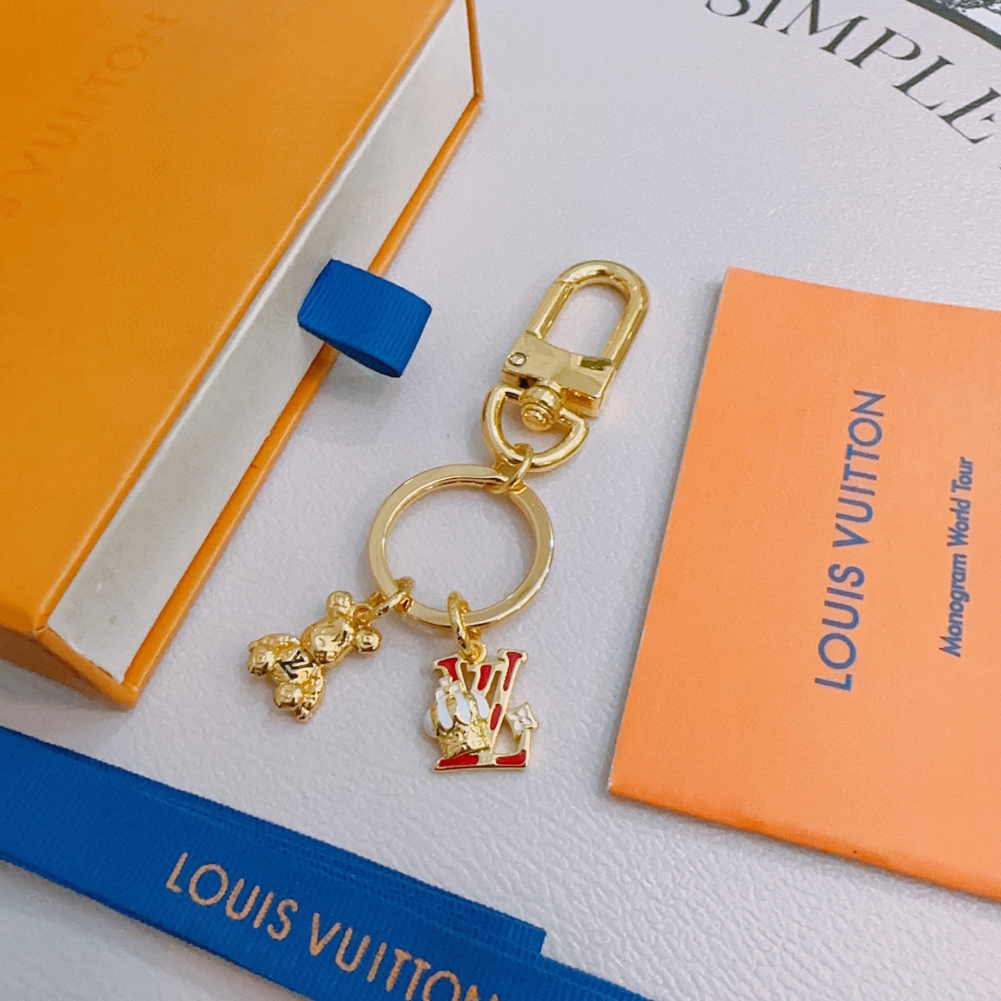 LV Gold Bear Charm Keychain – Louis Vuitton Accessory