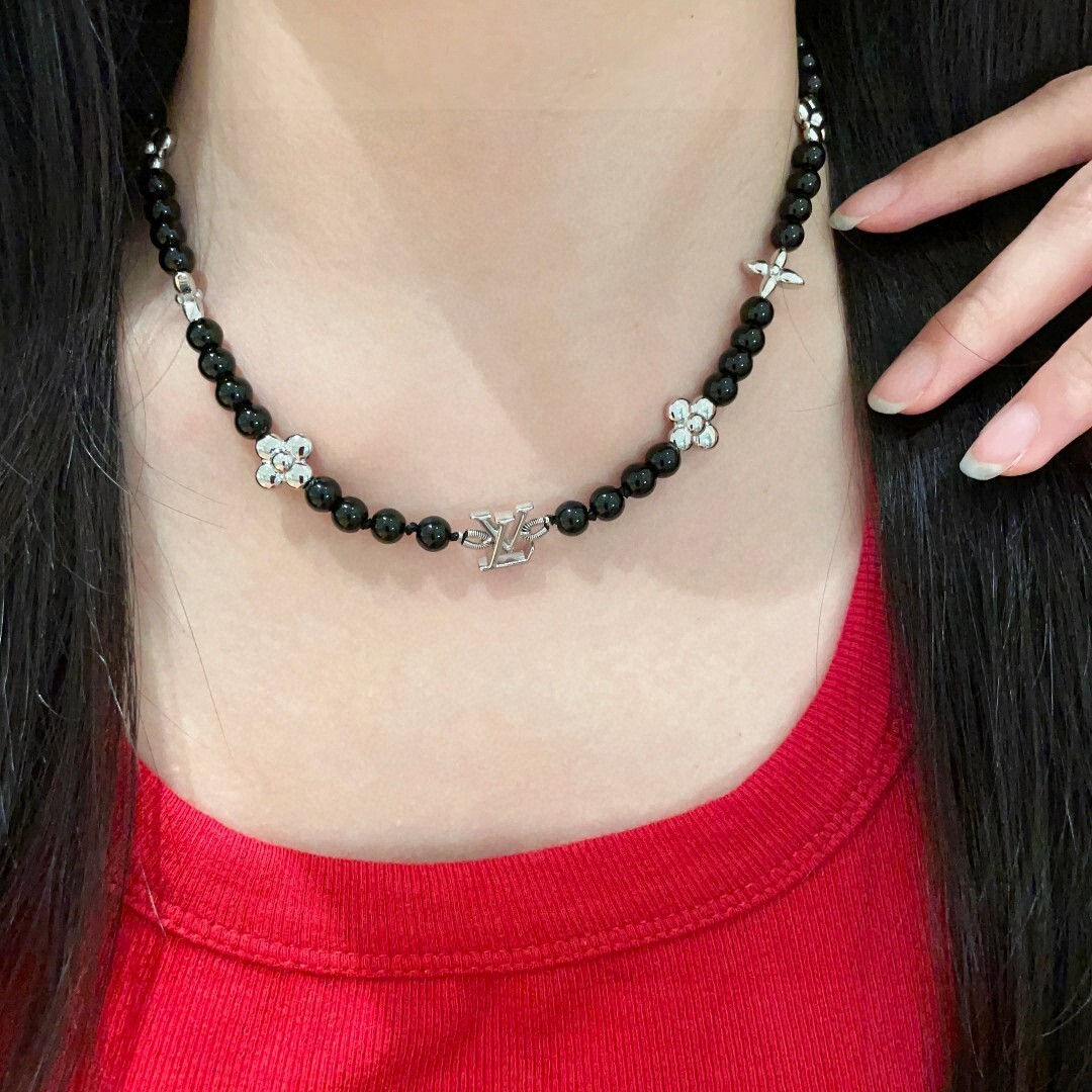 Louis Vuitton Black Beaded Silver Charm Necklace – Designer Style