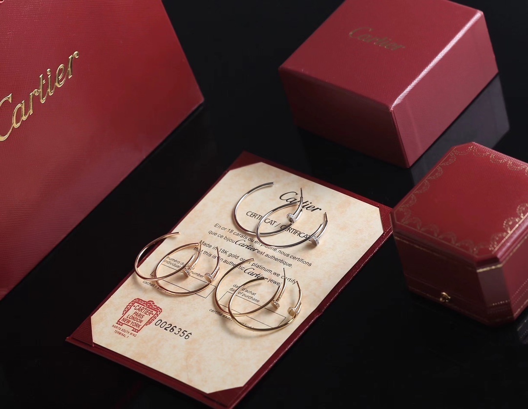 Cartier Trinity Gold Hoop Earrings – Designer Statement Jewelry