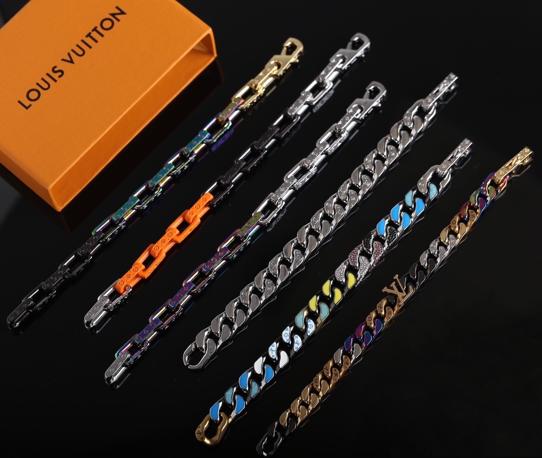 Premium Chain Bracelet – Luxury Designer Inspired