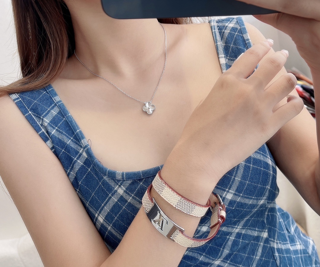 double Louis Vuitton Damier Azur Bracelet – Louis Vuitton Damier Azur