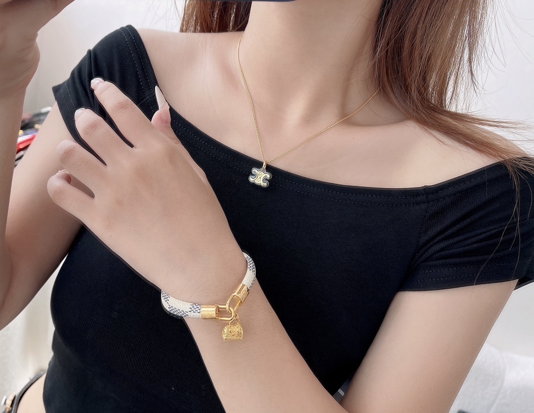 Louis Vuitton Damier Azur Bracelet – Louis Vuitton White Damier Azur