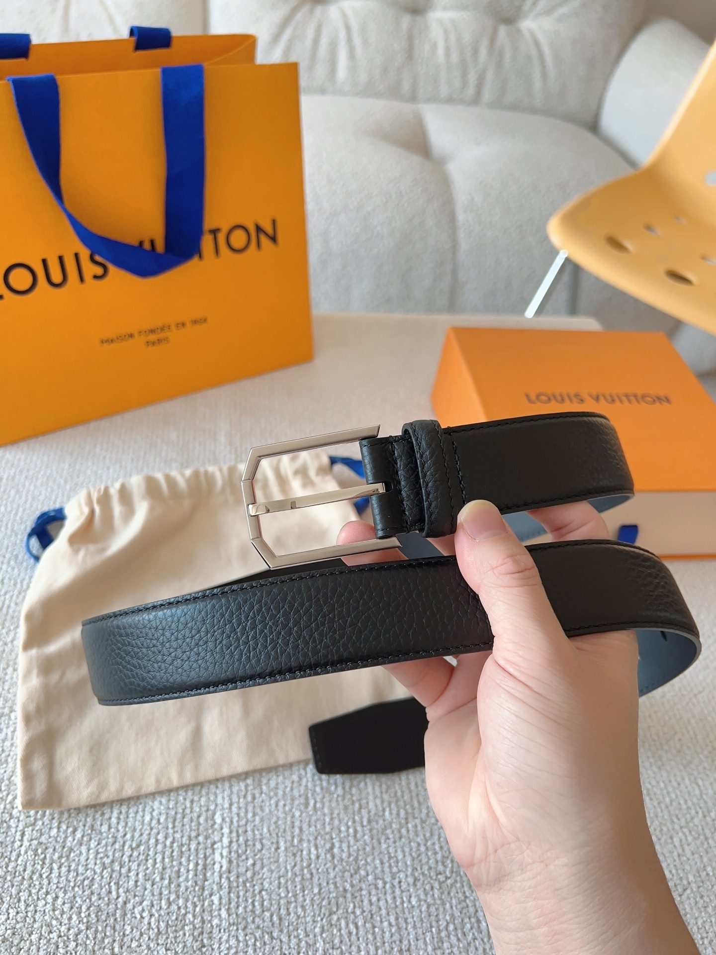 Louis Vuitton Men's Black Grained Leather Belt with Silver LV Logo