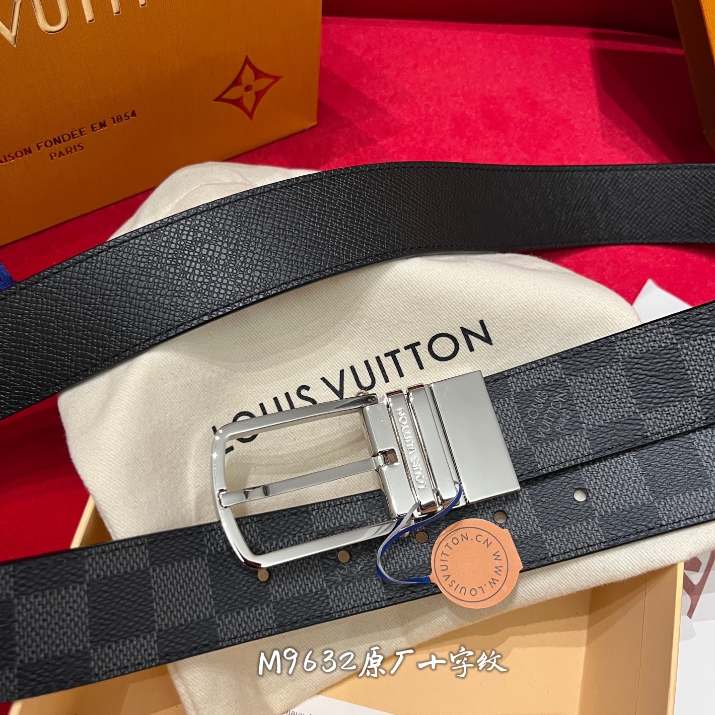 Louis Vuitton Damier Graphite M9632 Men's Designer Belt