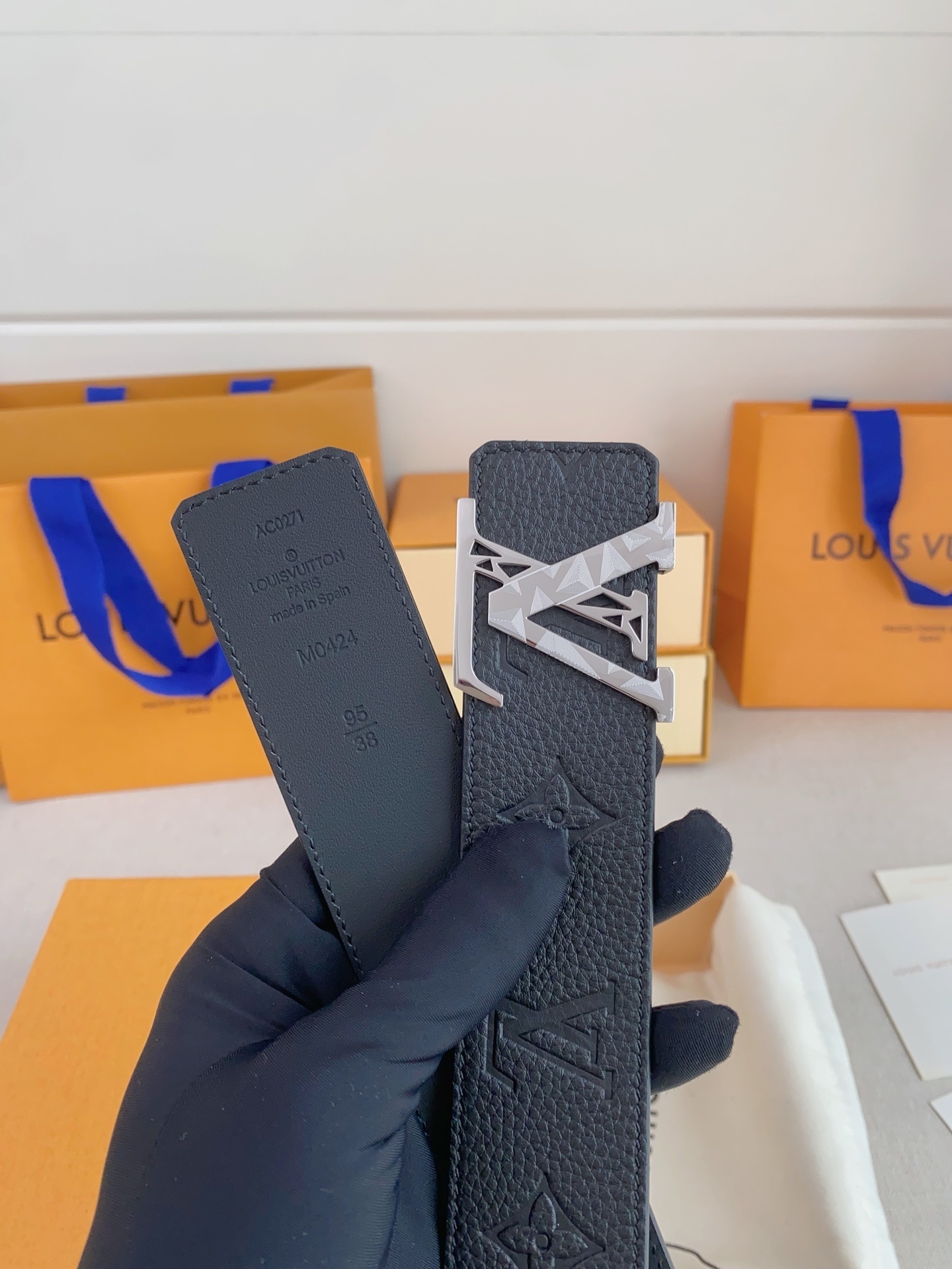 Louis Vuitton LV Initiales 40mm Belt Black Taurillon Leather