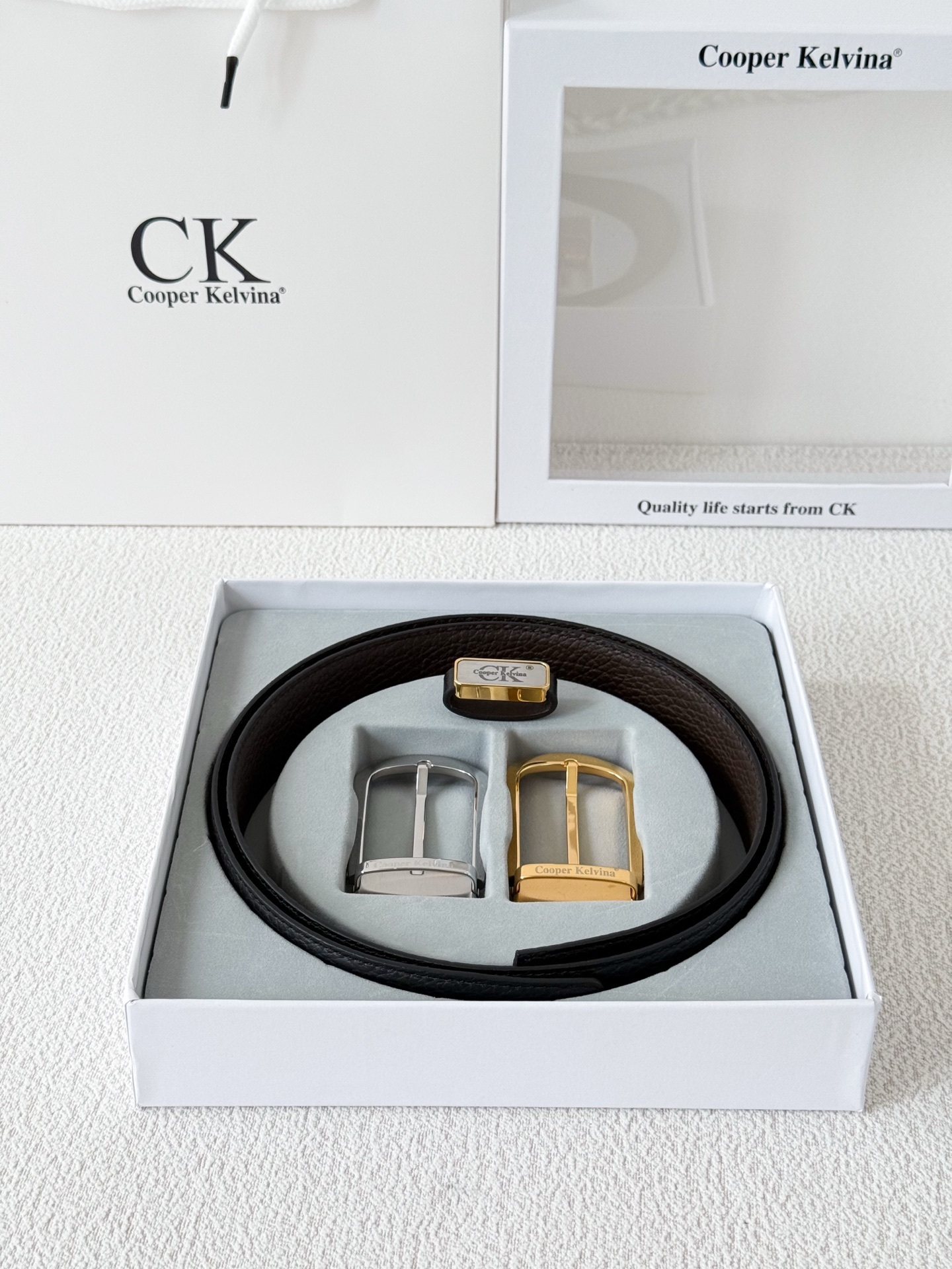 Cooper Kelvina Men's Leather Belt Gift Set with 2 Classic Buckles