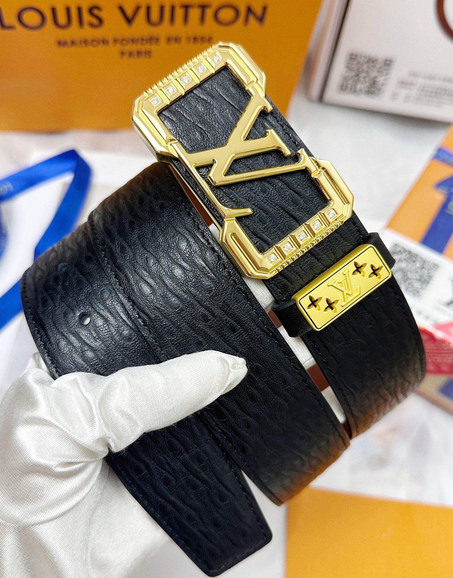 Louis Vuitton Men's Black Leather Belt with Crystal Gold LV Buckle