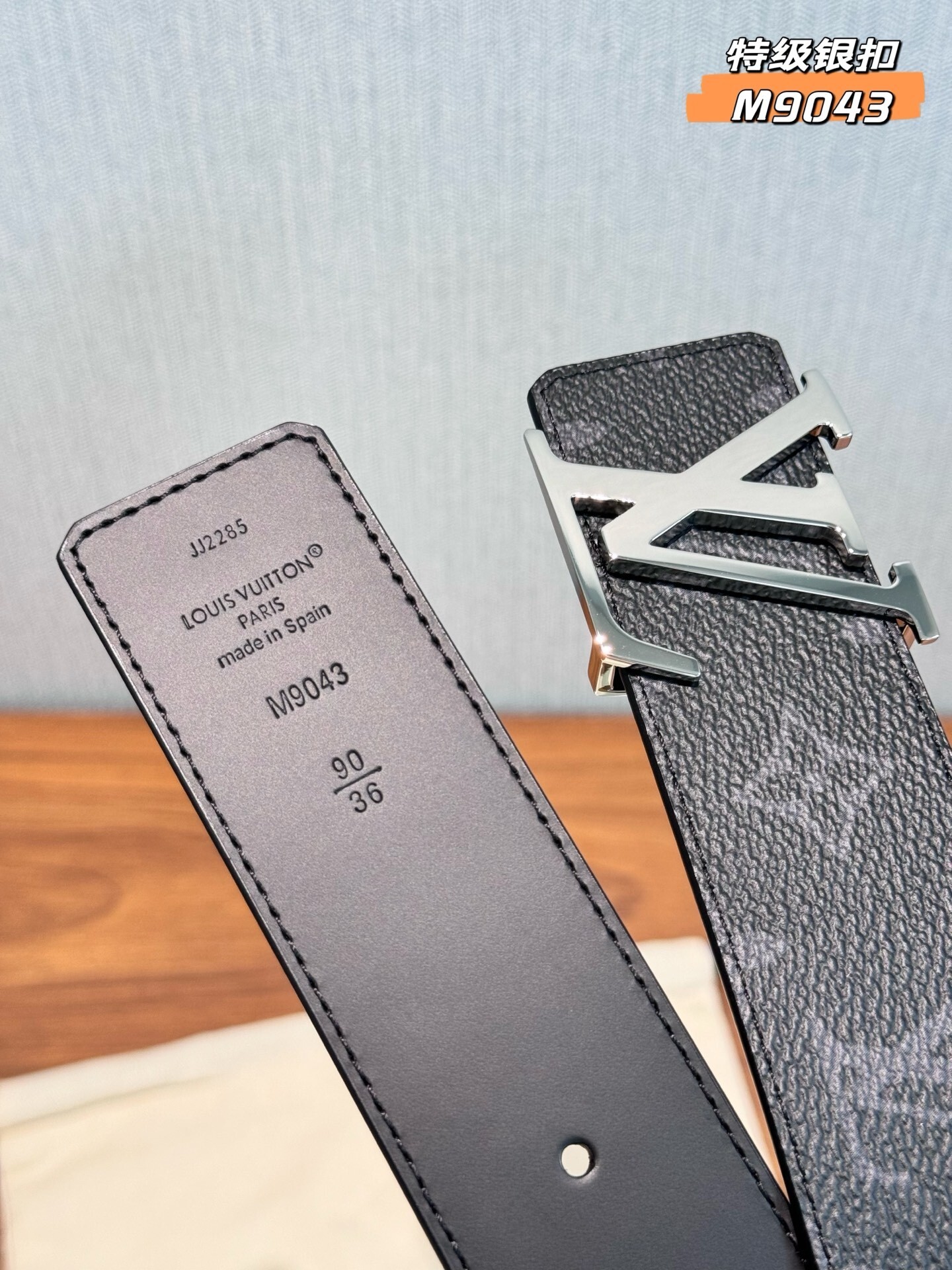 Louis Vuitton LV Initiales 40mm Belt Monogram Eclipse Silver M9043