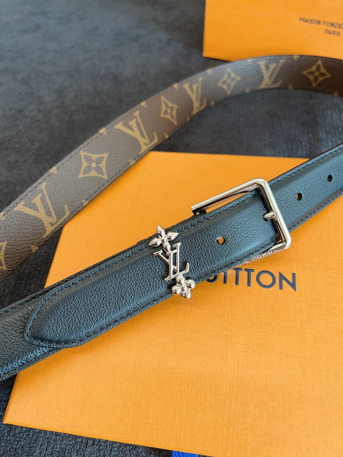 Louis Vuitton Men's Black Leather Belt with Silver LV Charm