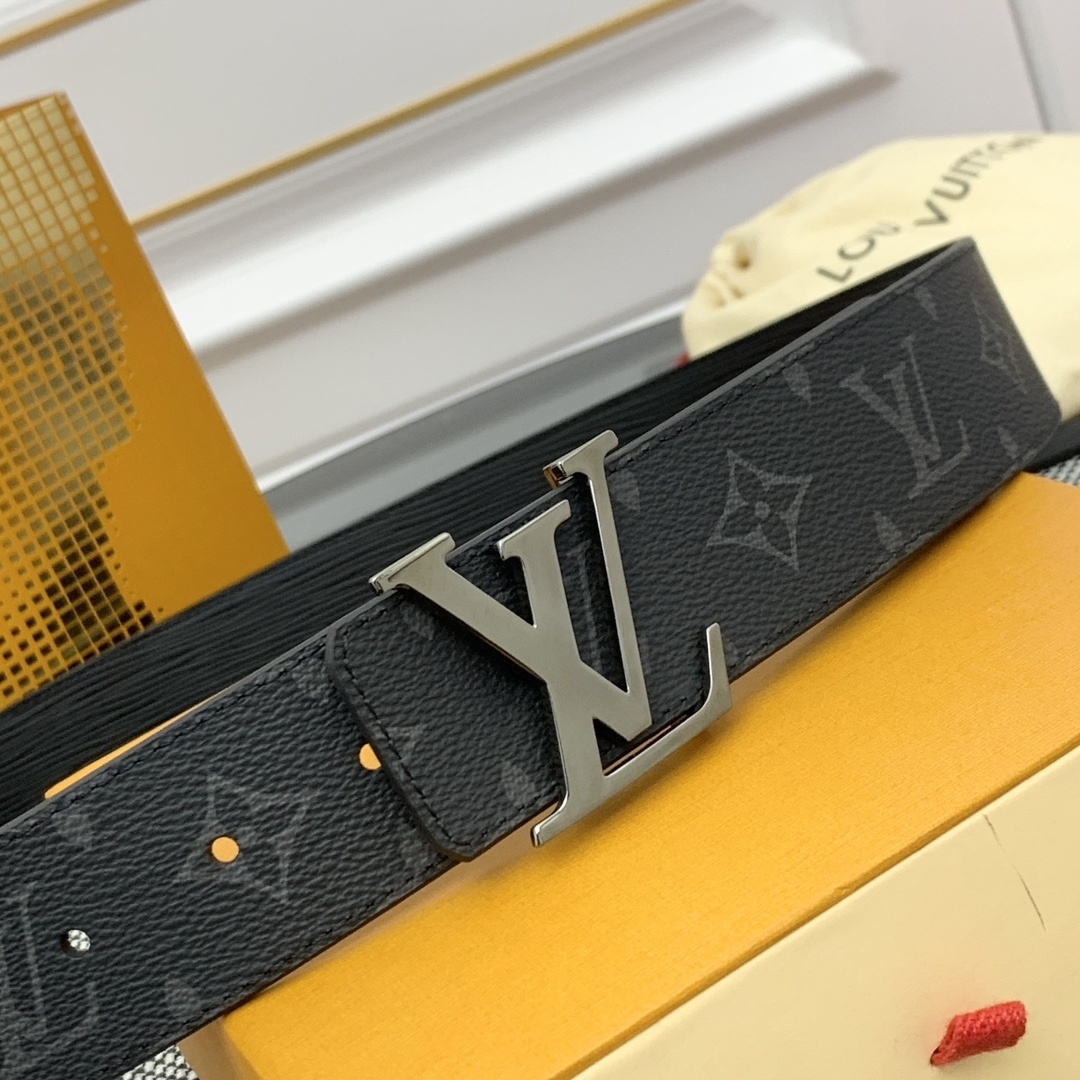 LV Initiales 40mm Reversible Belt Black Epi Leather & Monogram