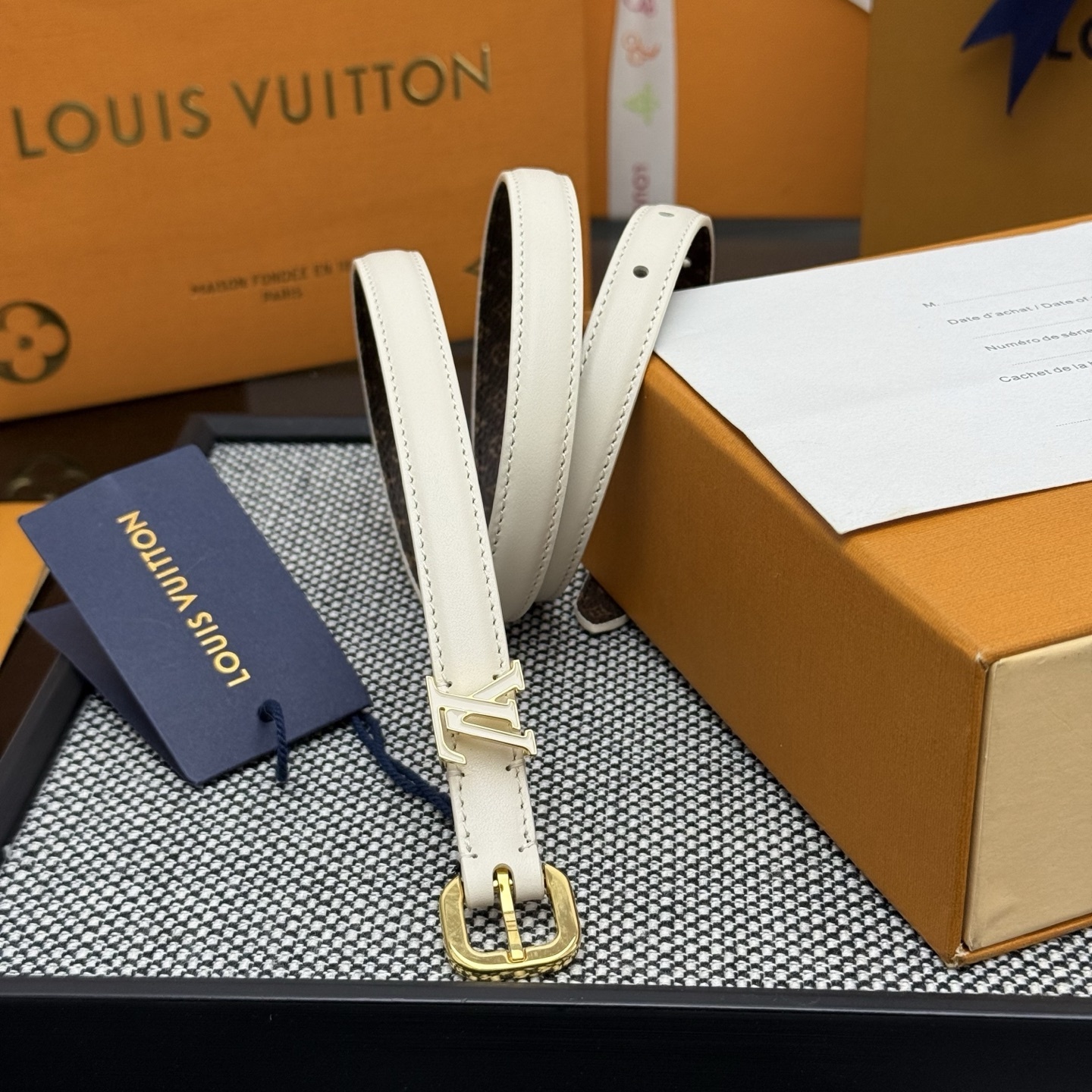 Louis Vuitton White Leather Double Wrap Bracelet with Gold LV Logo