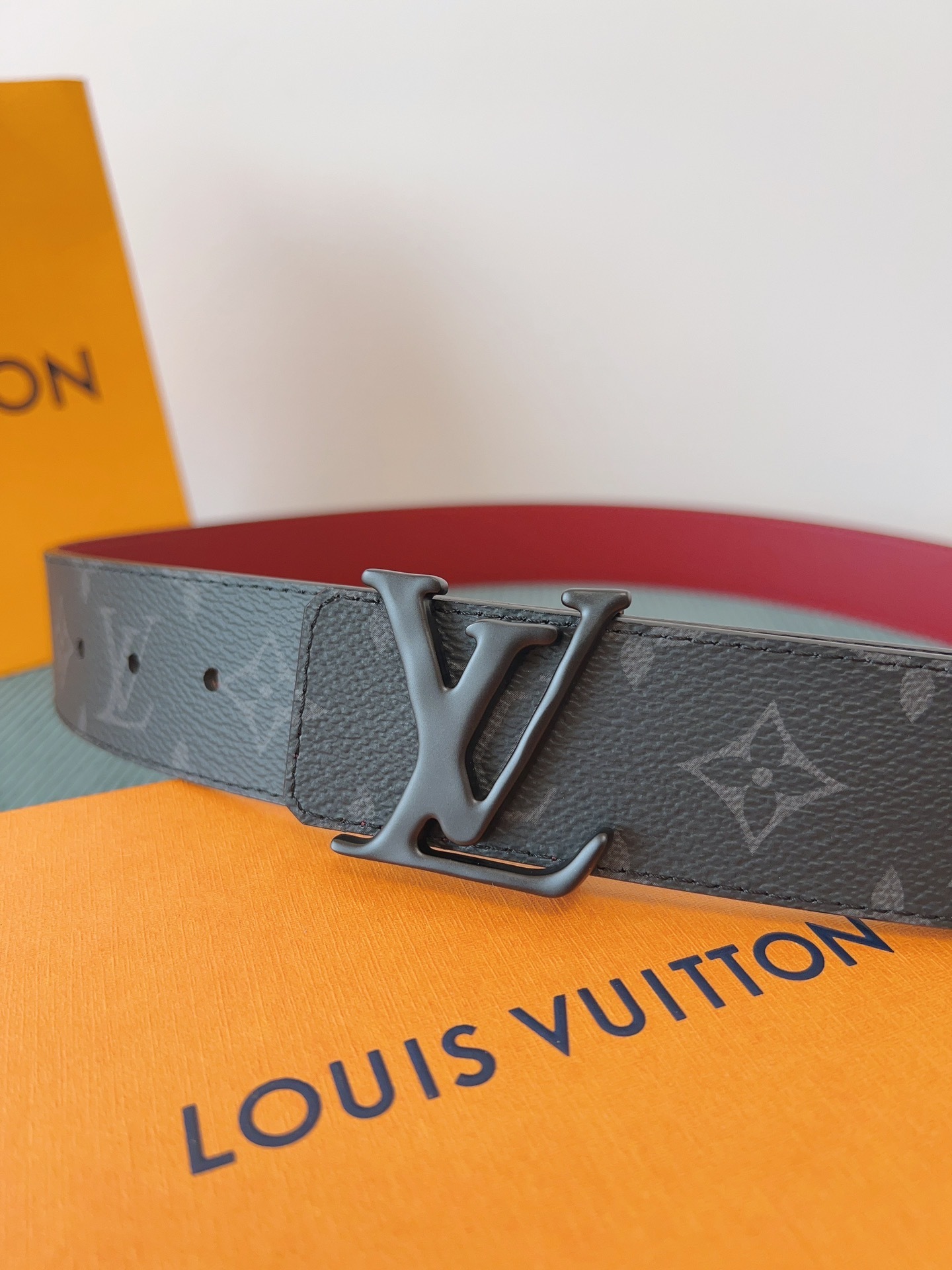 Louis Vuitton LV Initiales Reversible Belt Monogram Eclipse & Red