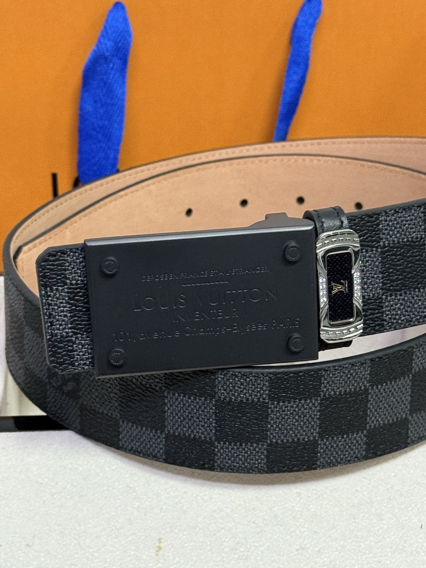 Louis Vuitton Men's Damier Graphite Belt with Inventeur Buckle