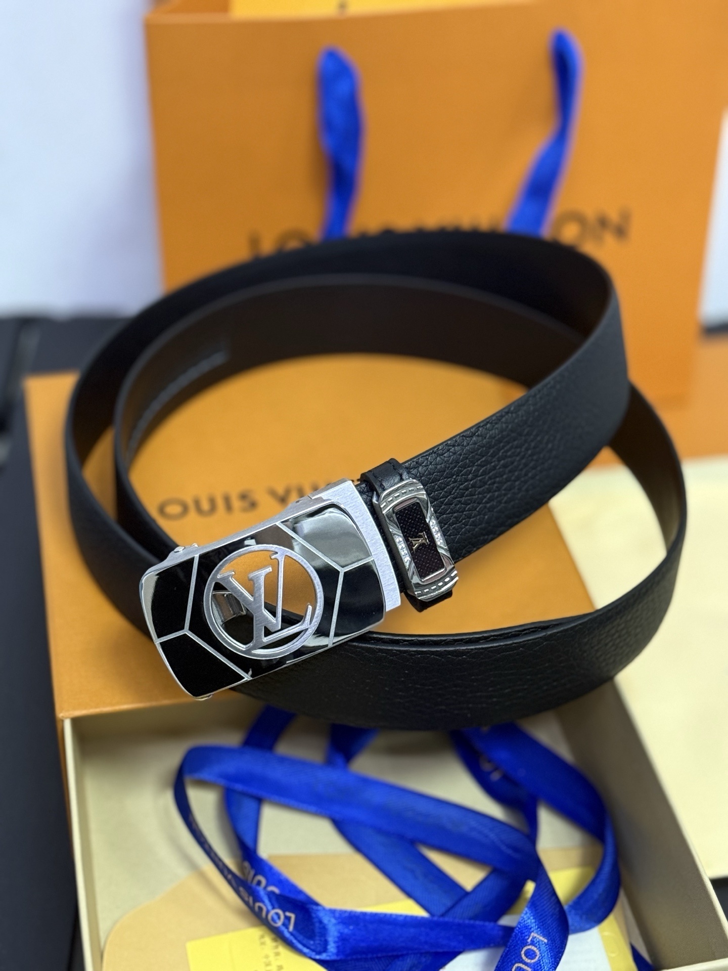 Louis Vuitton Men's Black Textured Leather Belt with Silver Buckle