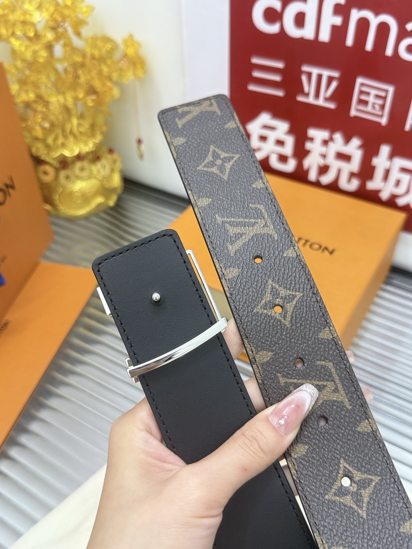 Louis Vuitton LV Initiales 40mm Monogram Canvas Belt