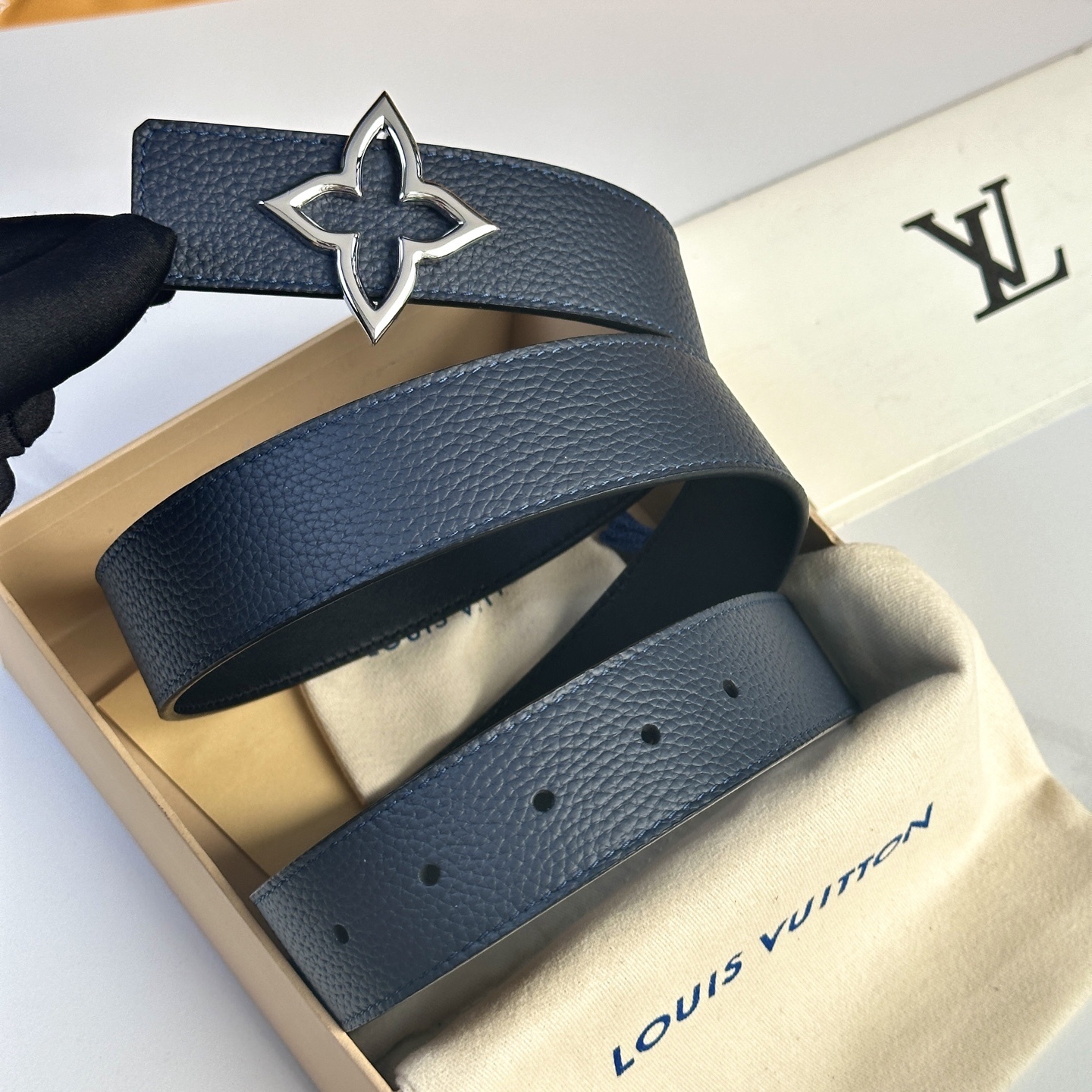 Louis Vuitton Men's Navy Blue Leather Belt with Monogram Flower
