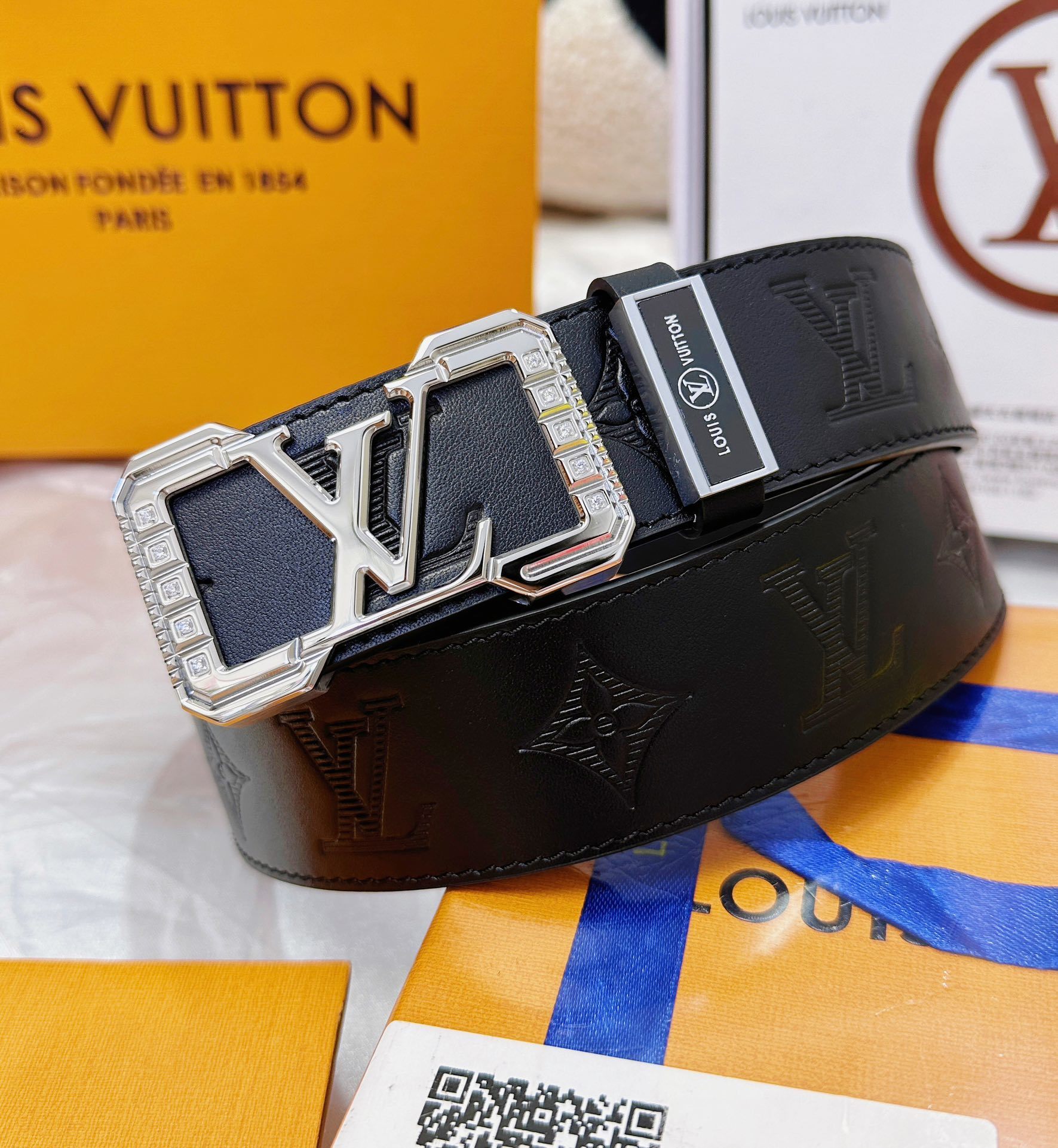 Luxury Louis Vuitton Monogram Embossed Leather Belt with LV Buckle