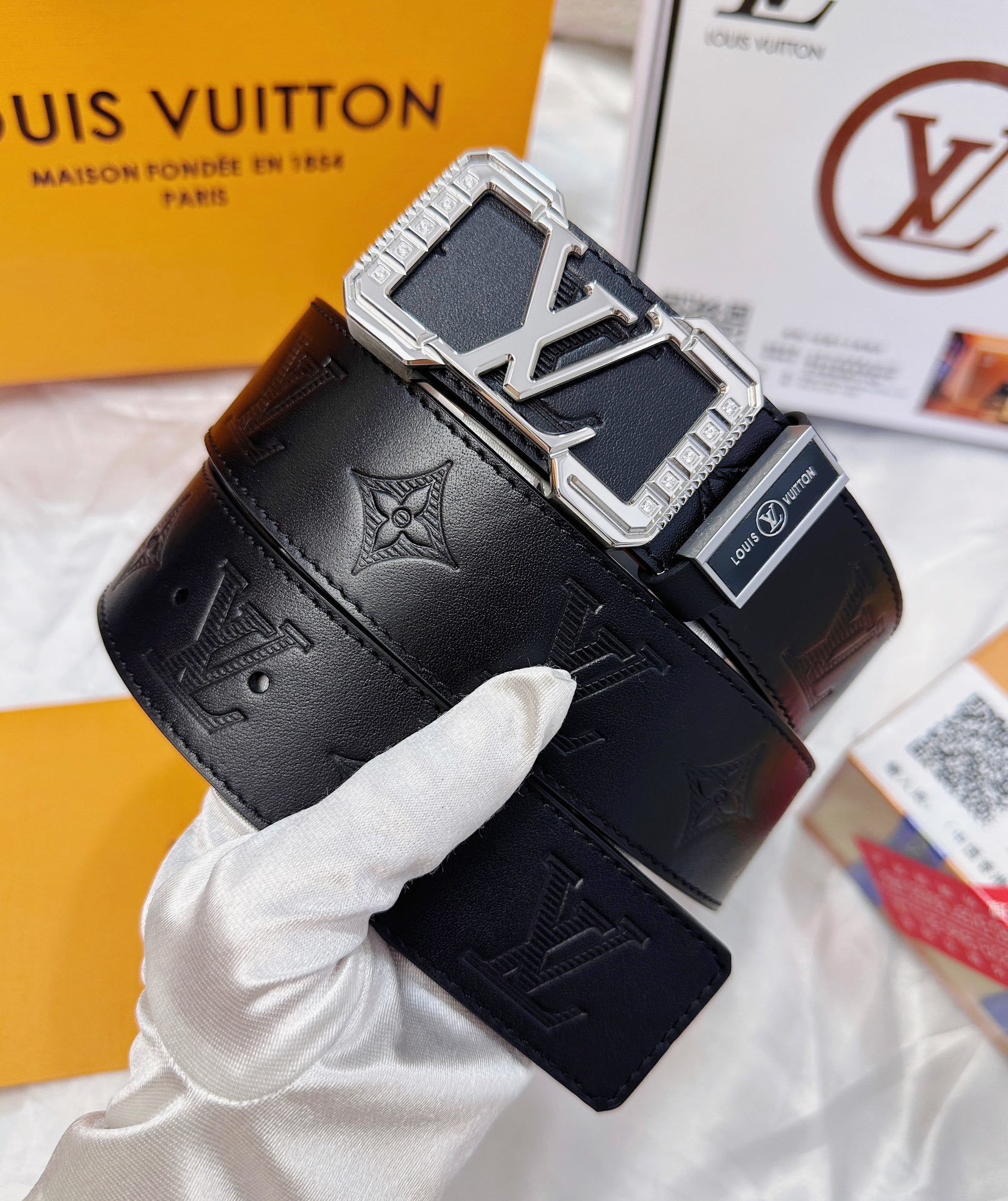 Louis Vuitton Men's Black Leather Belt with Crystal Buckle