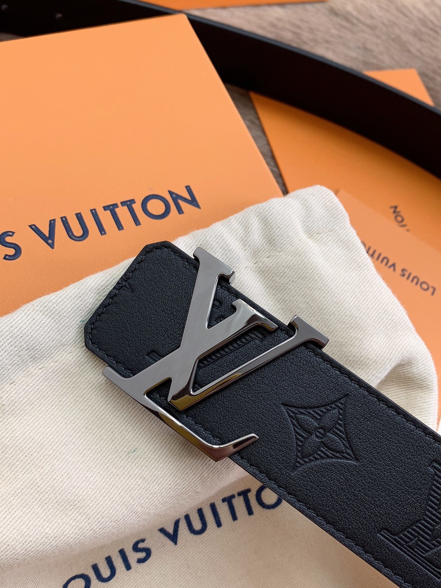 Louis Vuitton LV Initial 40mm Monogram Shadow Black Leather Belt