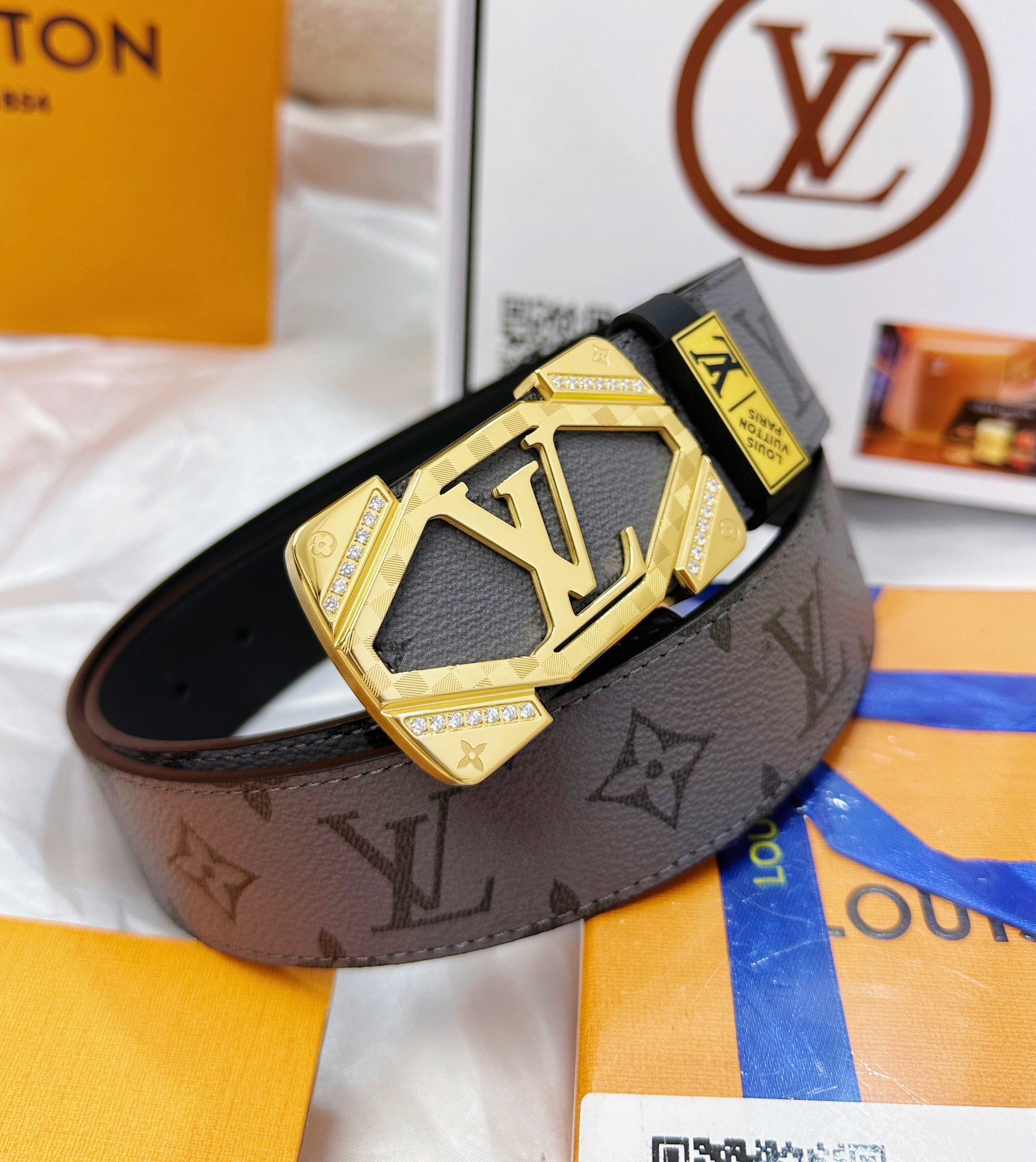 Luxury LV Monogram Belt - Men's Designer Belt with Geometric Buckle