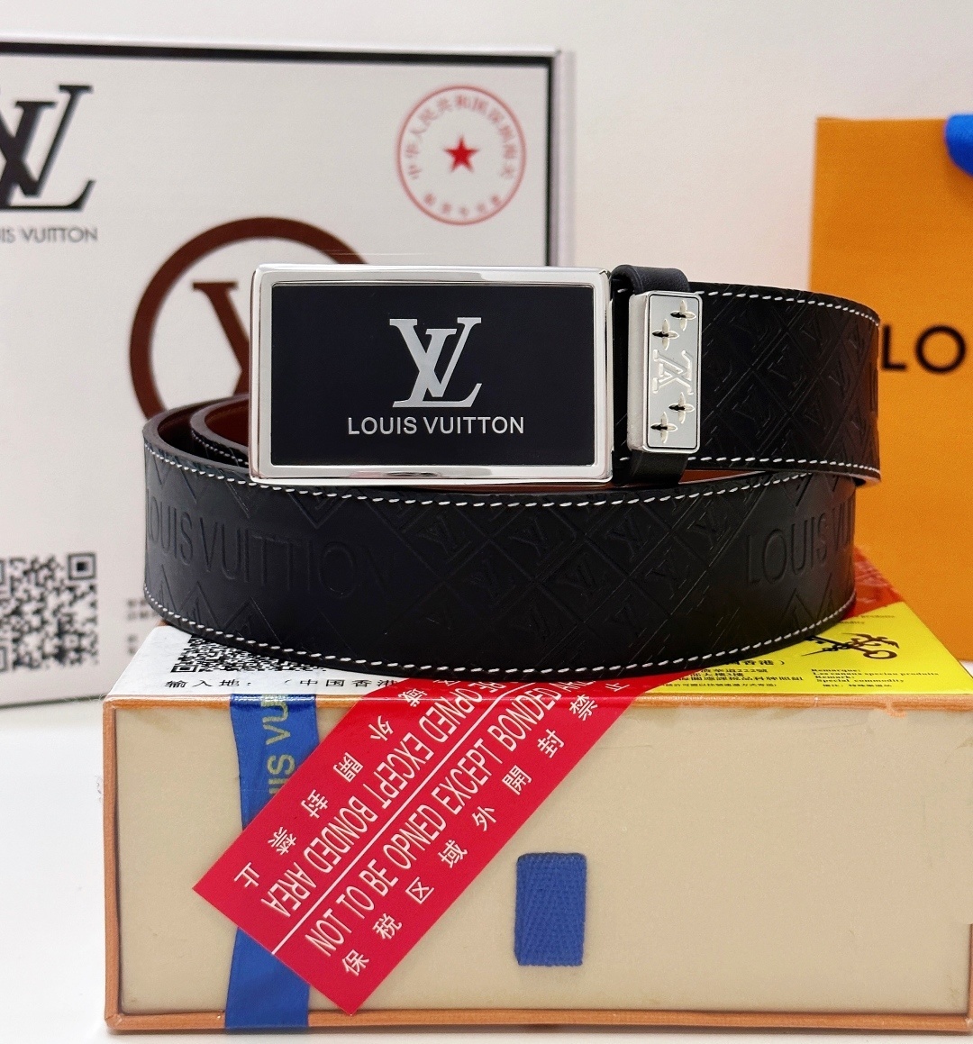 Luxury Men's Embossed Leather Belt with Gold & Silver Buckles