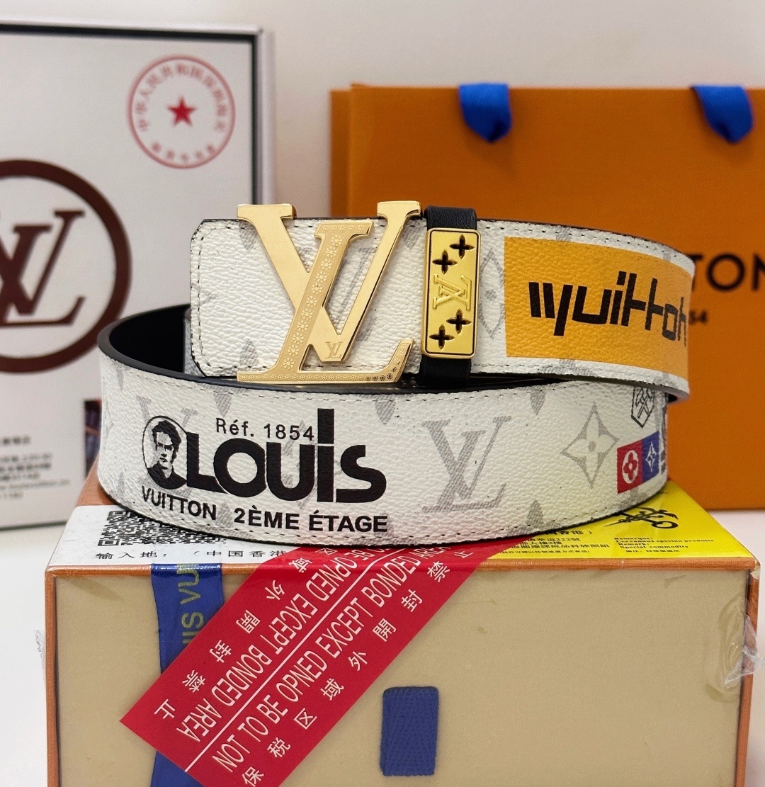 Louis Vuitton LV Initiales 40mm White Monogram Graphic Belt