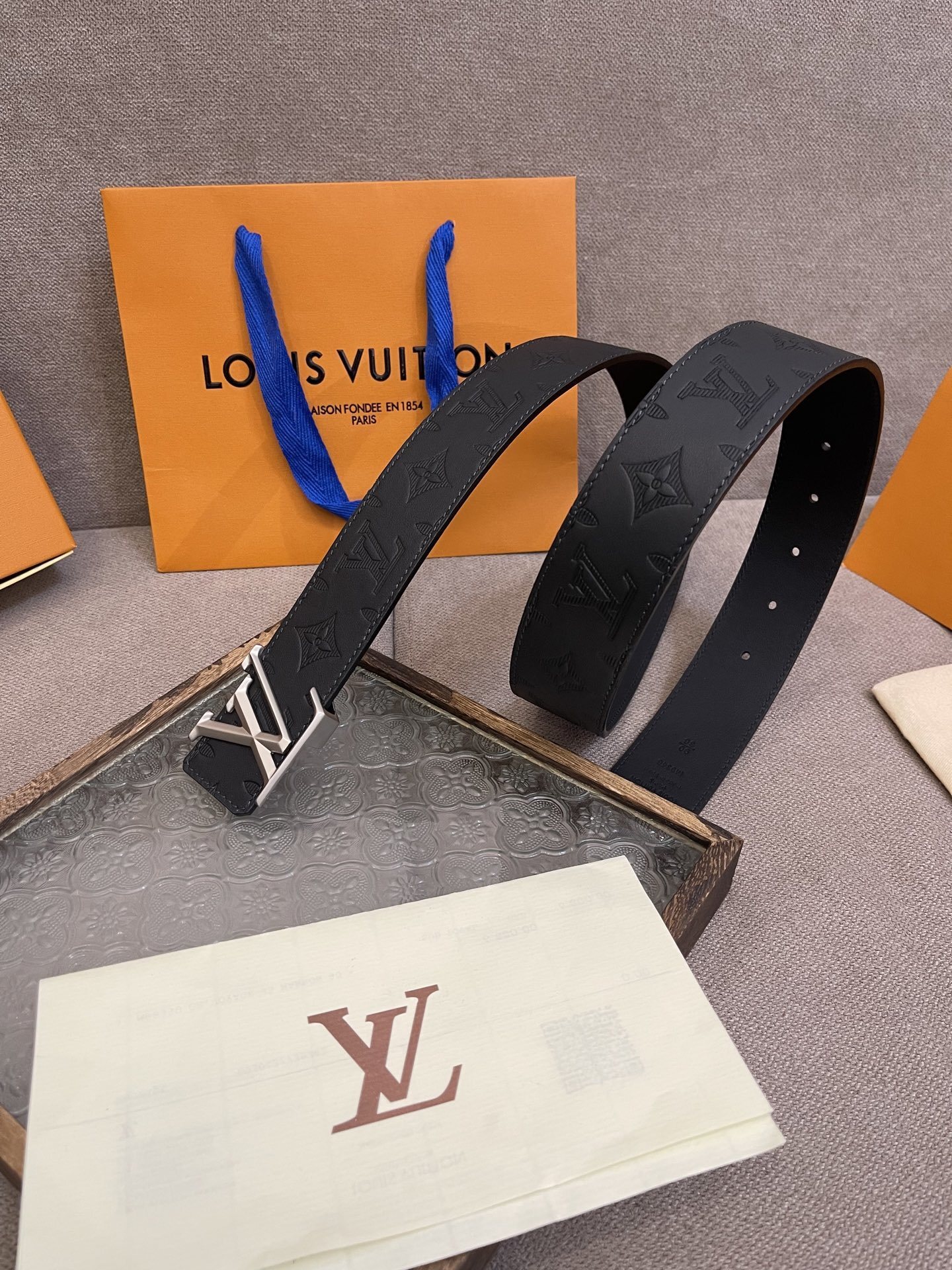 Louis Vuitton LV Initiales 40mm Monogram Shadow Leather Belt